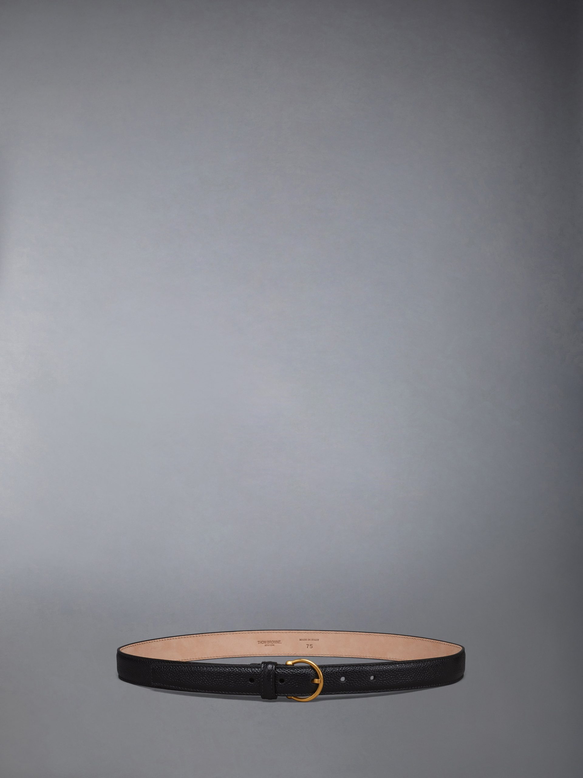 PEBBLE GRAIN ROUND BUCKLE BELT