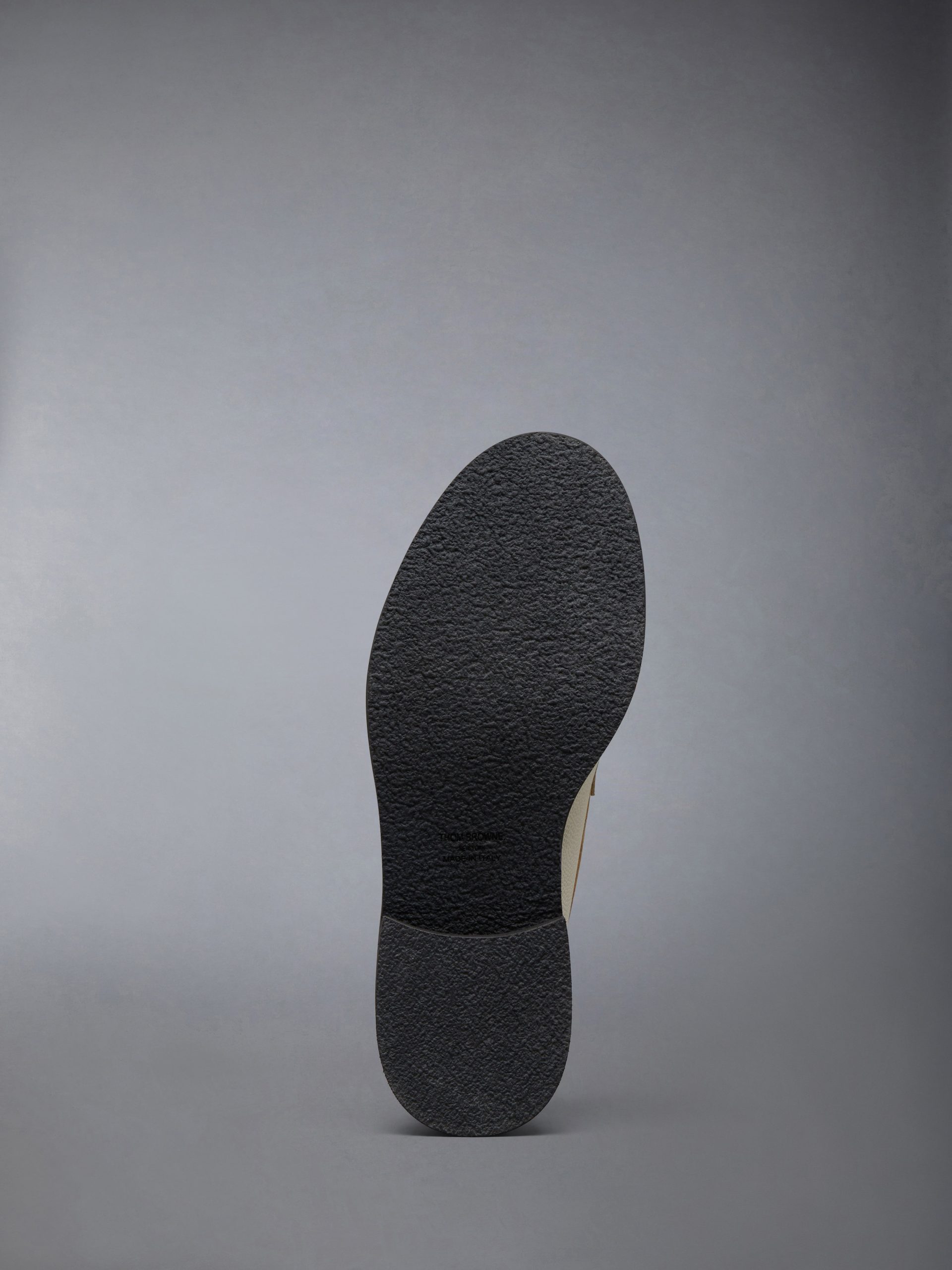 PEBBLE GRAIN RWB RUBBER SOLE TASSEL LOAFER - Image 6