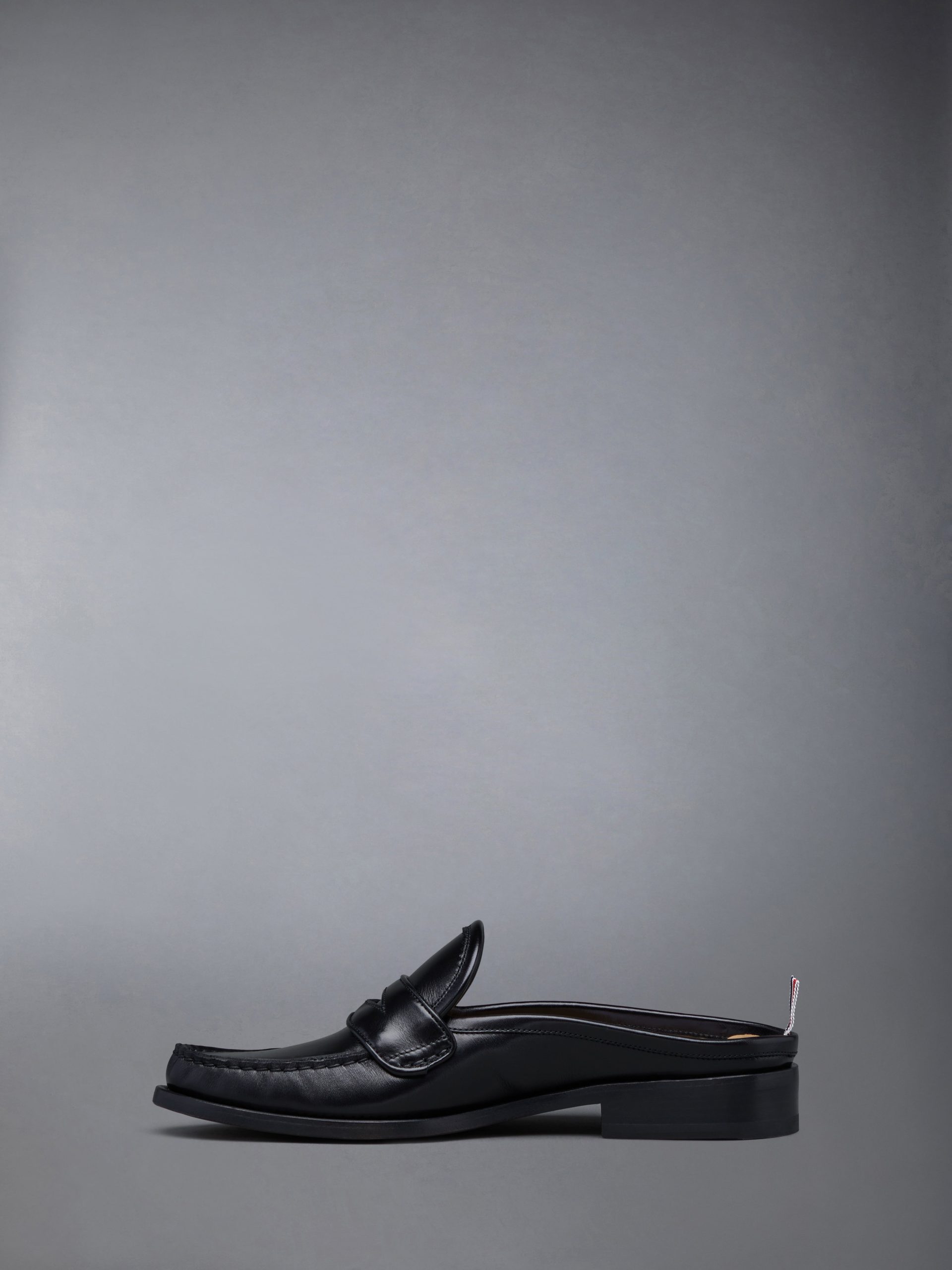 CALF FLEXIBLE LEATHER SOLE PLEATED PENNY LOAFER - Image 3