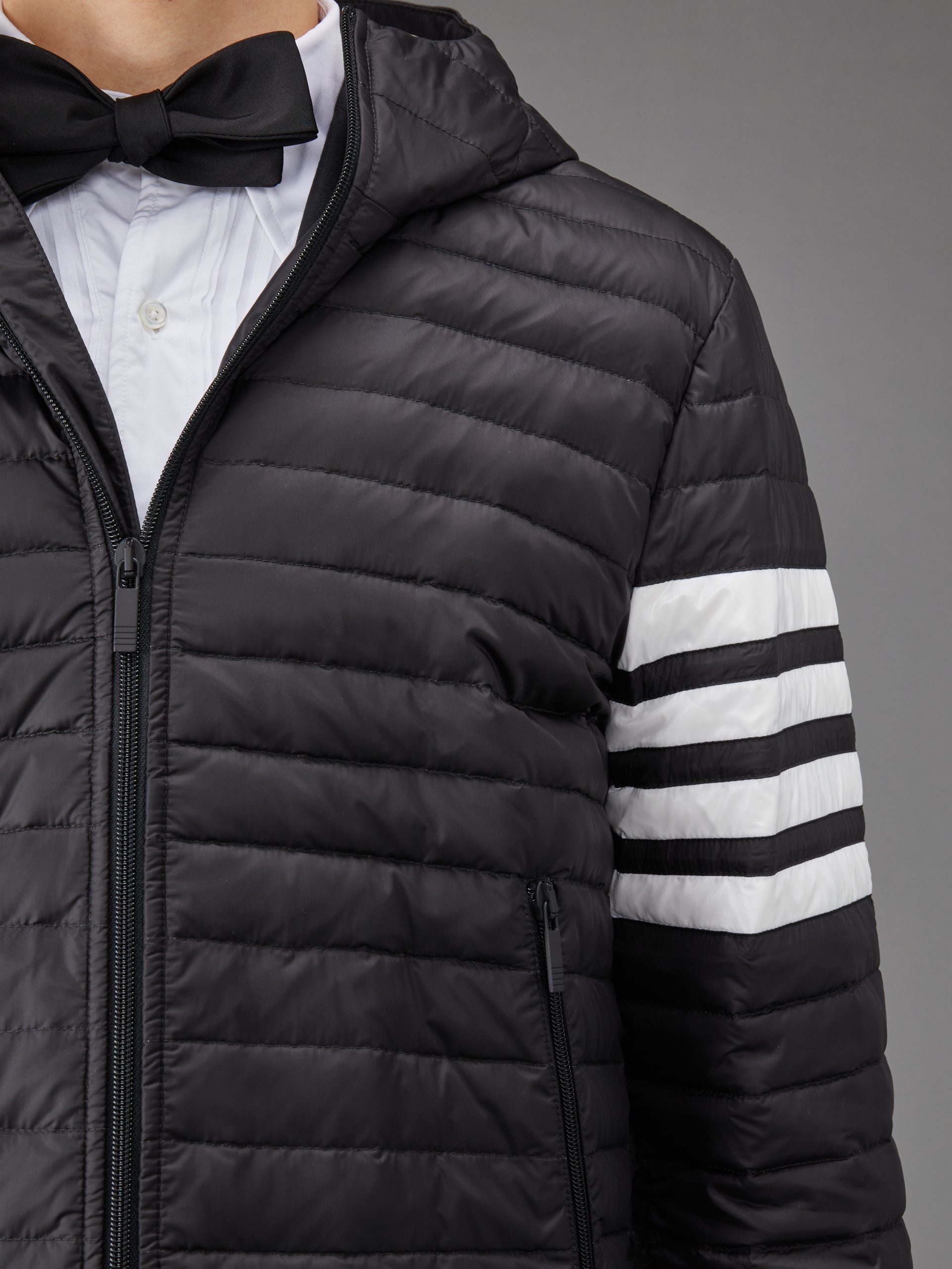 MATTE FINISH NYLON DOWN FILL QUILTED 4-BAR HOOD JACKET - Image 8