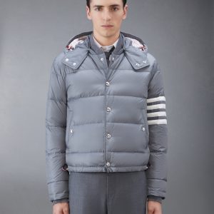 MATTE FINISH NYLON DOWN FILL 4-BAR DETACHABLE HOOD BOMBER