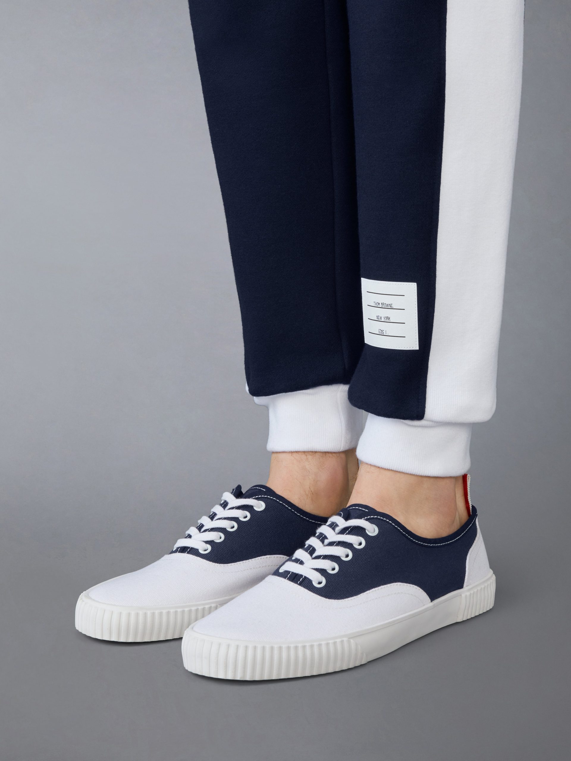 SOLID LOOPBACK JERSEY 4-BAR SWEATSHORTS - Image 4