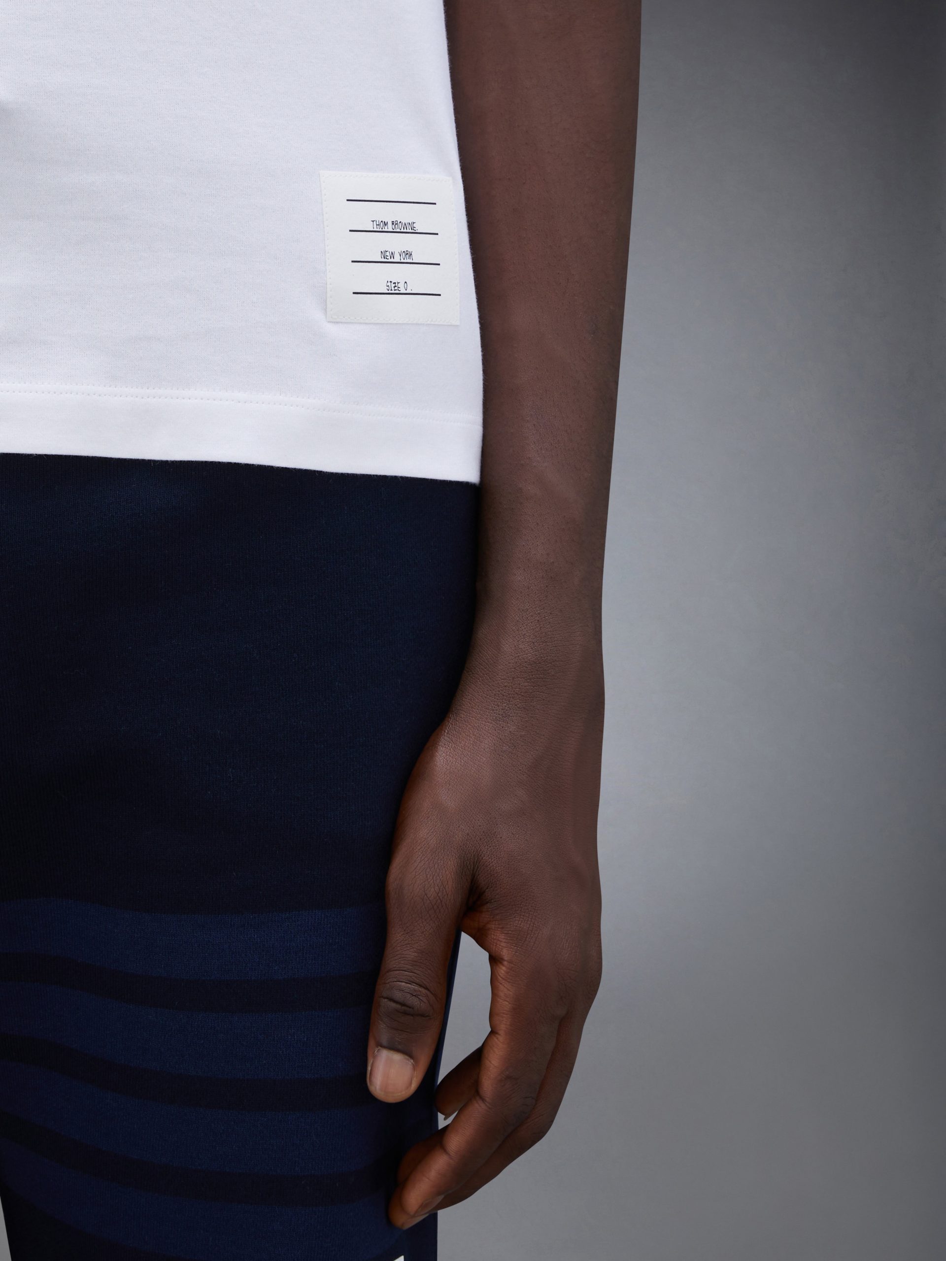 JERSEY RELAXED SIDE SLIT TEE - Image 5