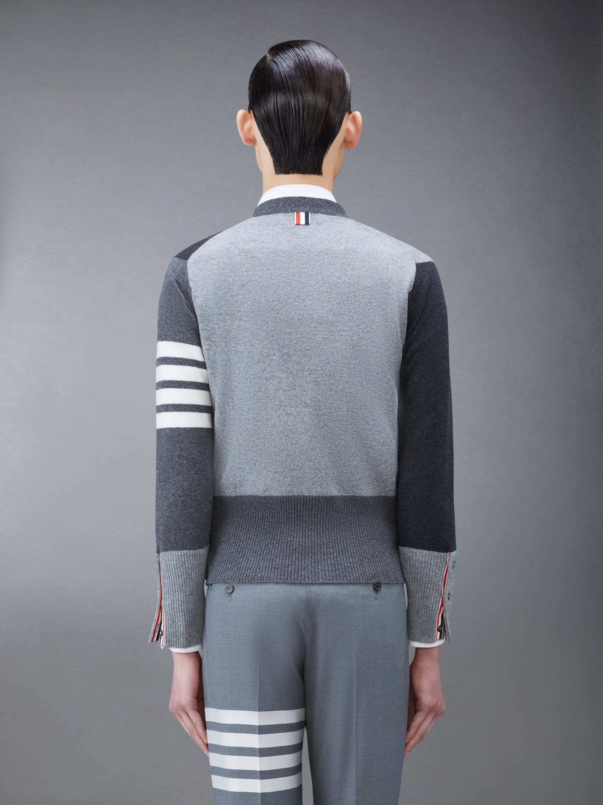 FUNMIX CASHMERE 4-BAR V-neck CARDIGAN - Image 2