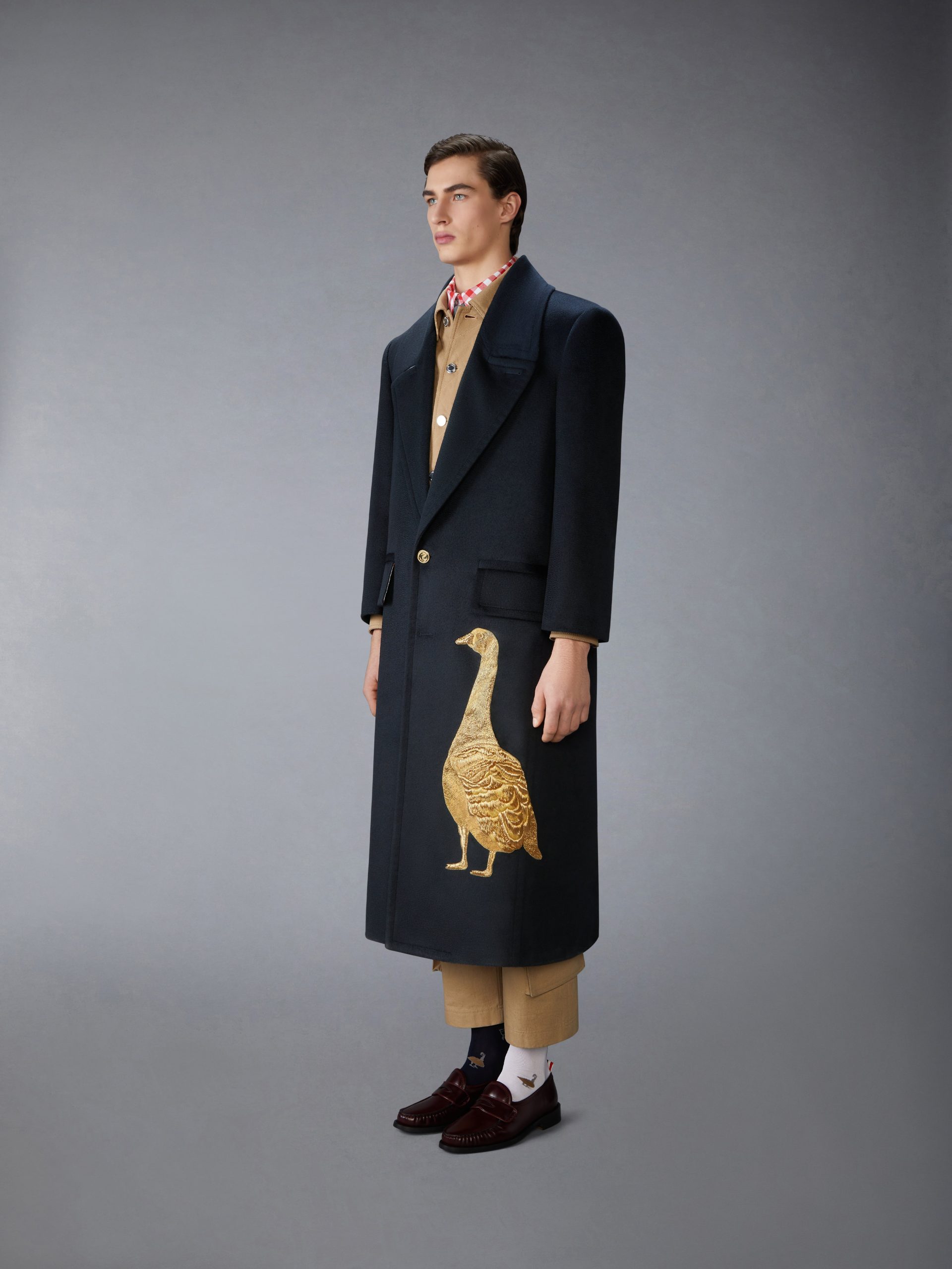 CASHMERE EMBROIDERED APPLIQUE OVERCOAT - Image 2