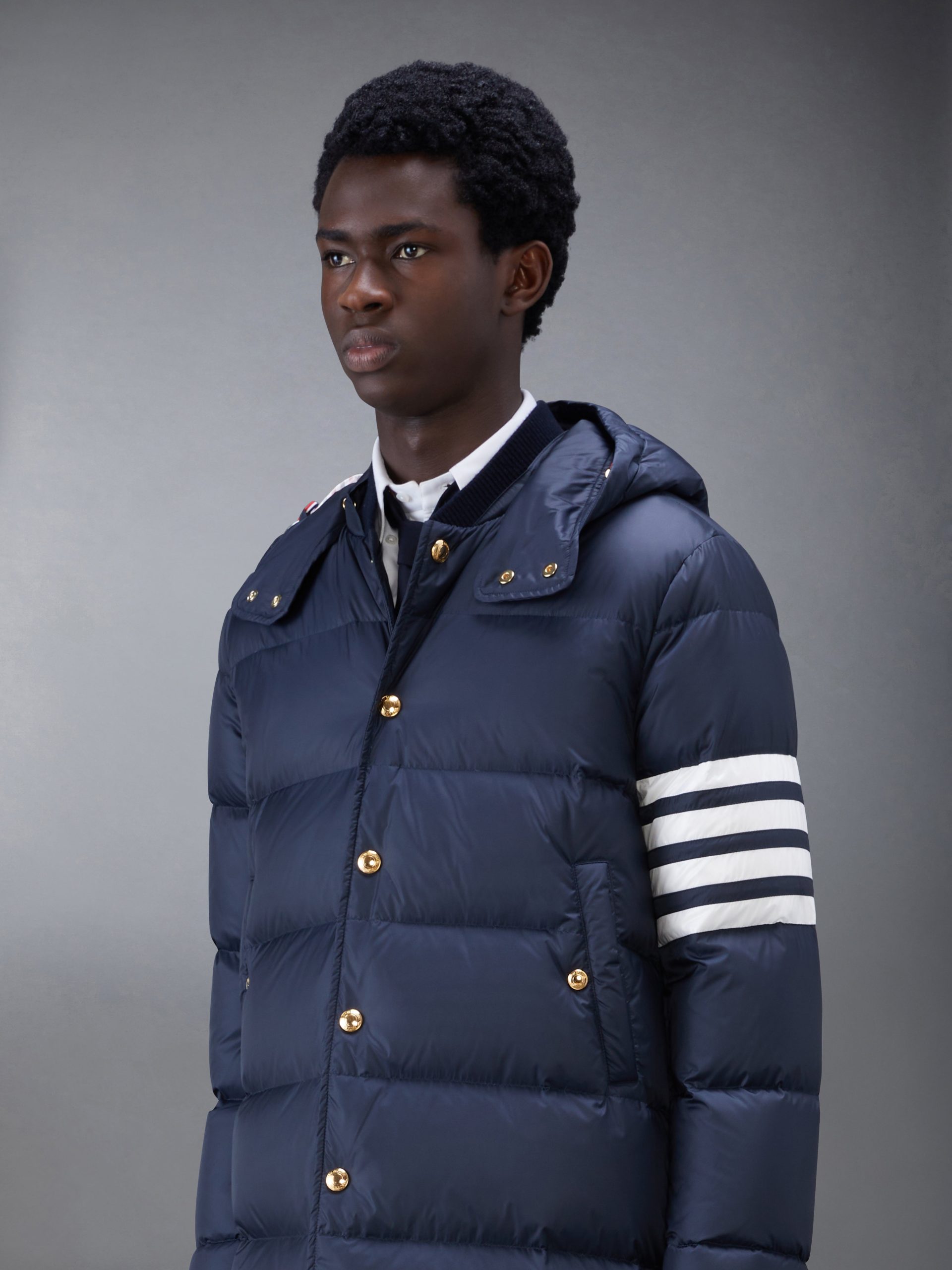 MATTE FINISH NYLON DOWN FILL 4-BAR DETACHABLE HOOD COAT - Image 3