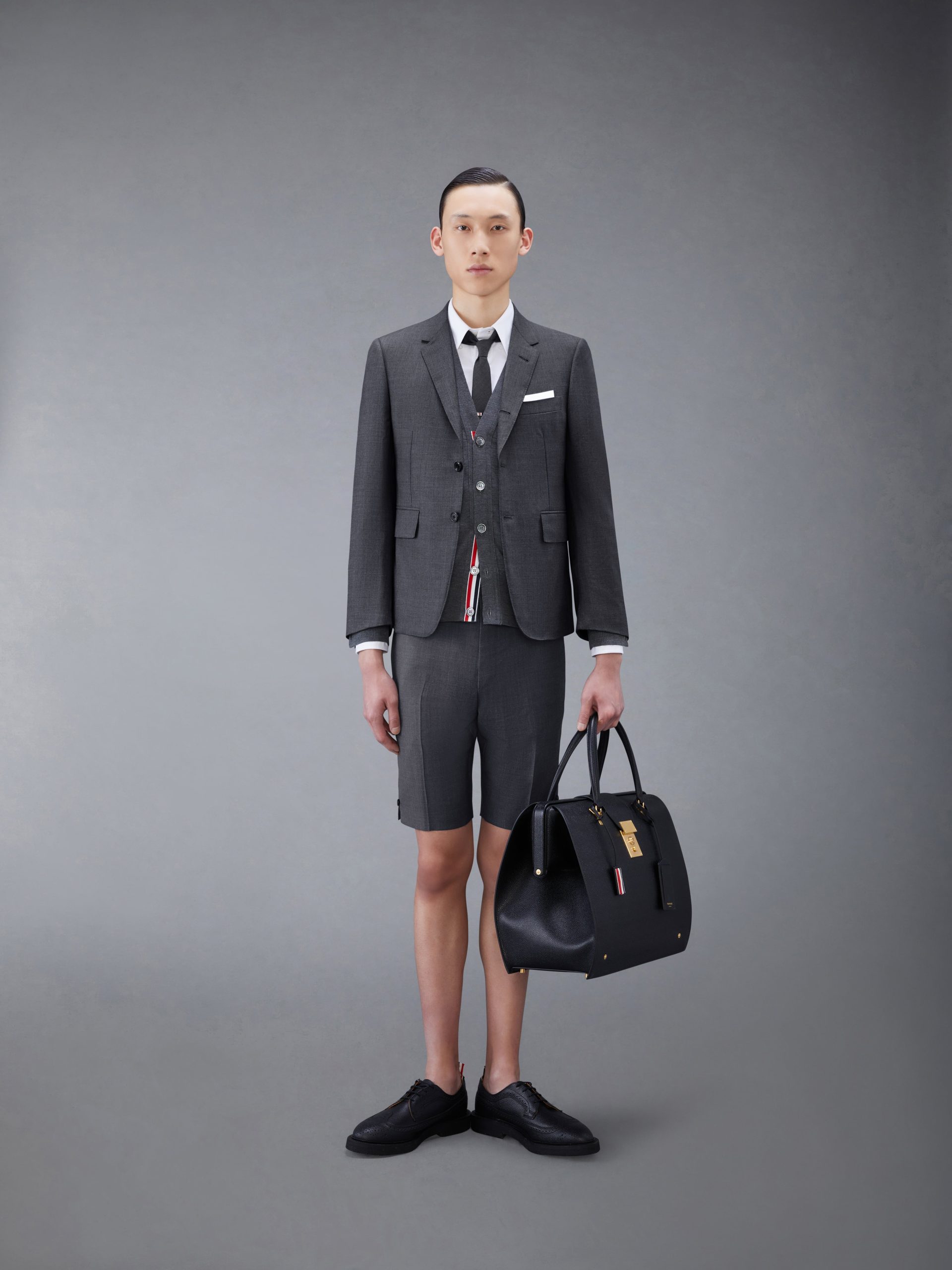 CLASSIC TWILL BACKSTRAP SHORTS - Image 3