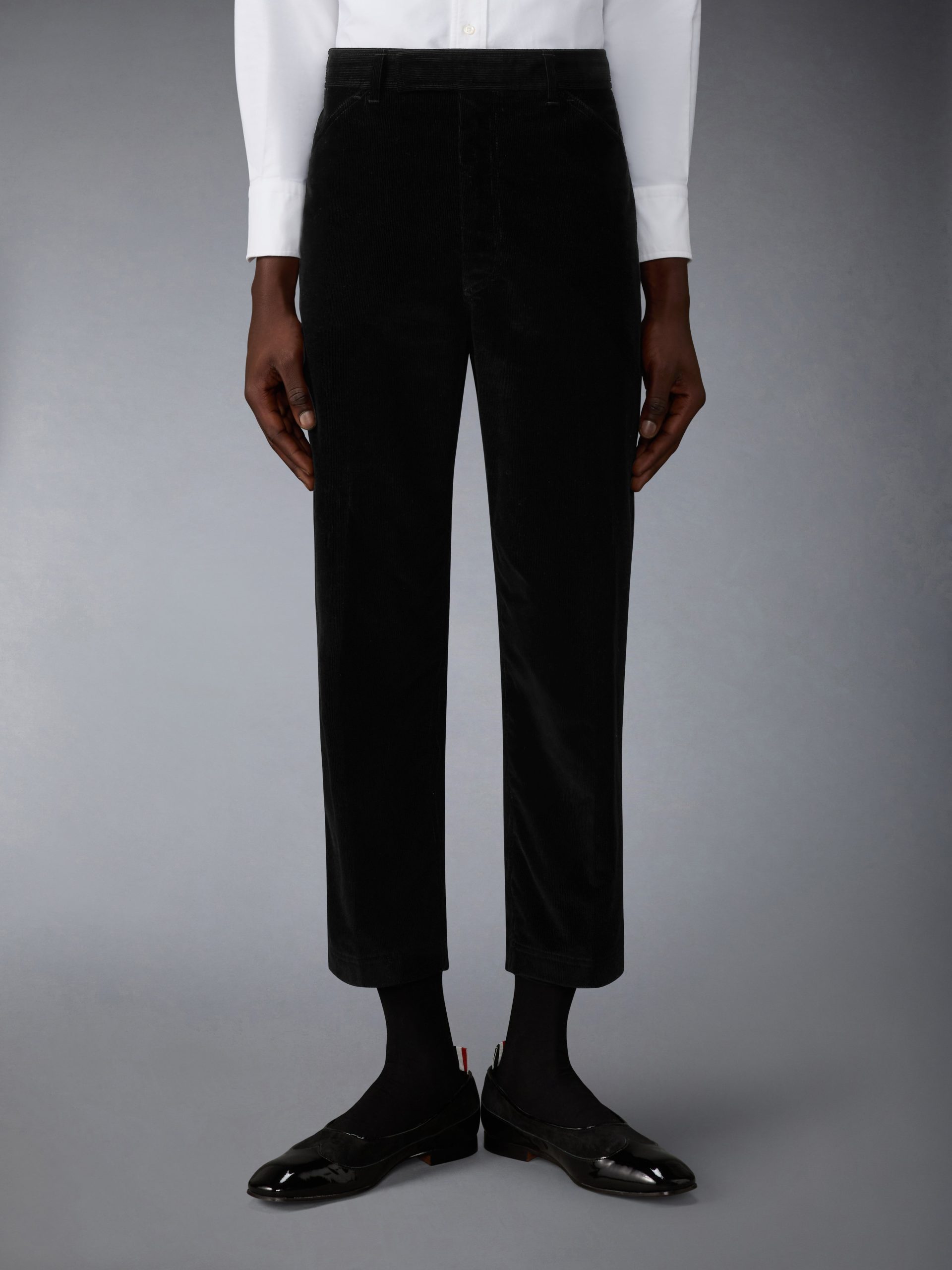 NARROW WALE CORDUROY TAPERED CHINO TROUSER