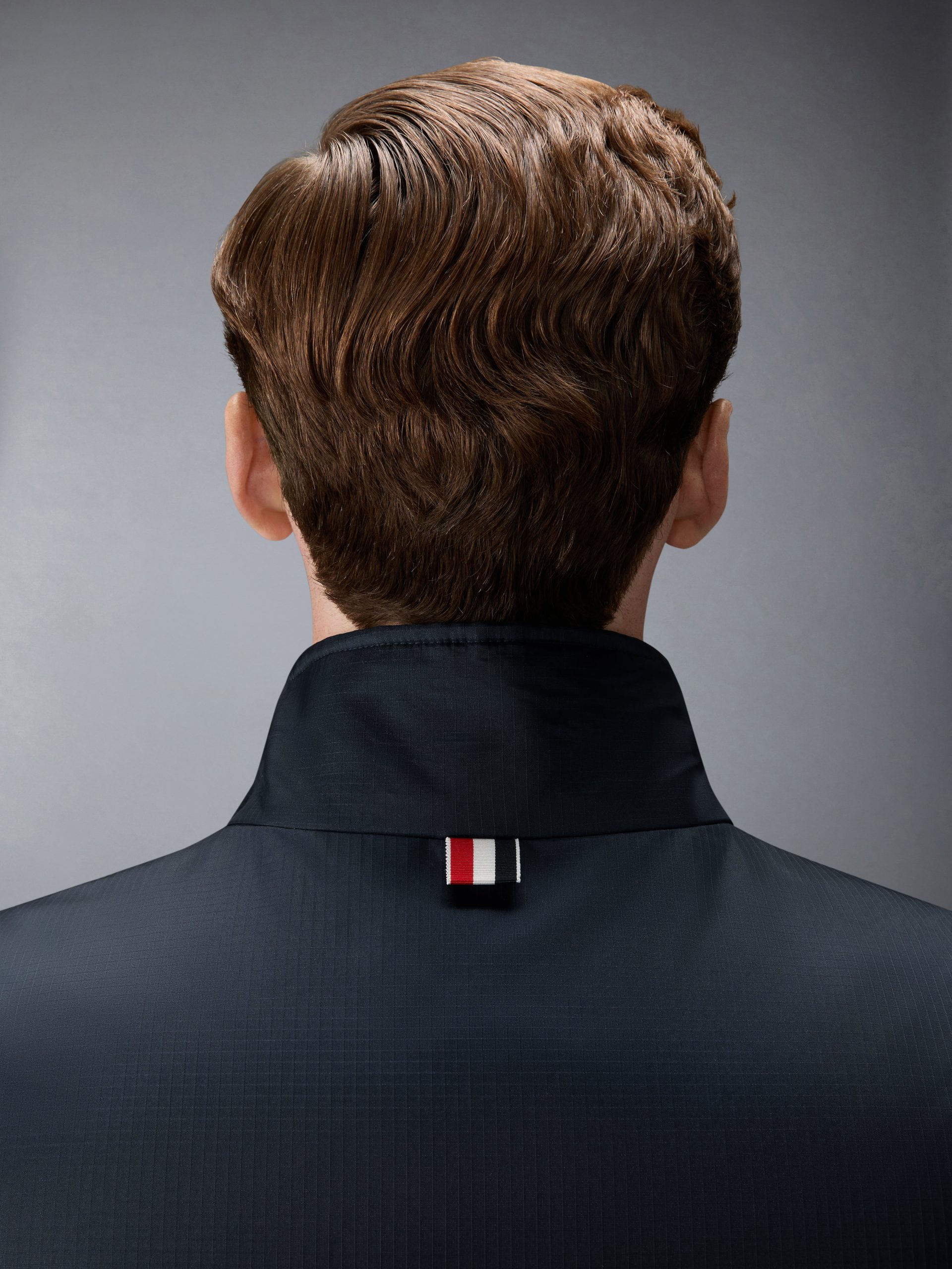 SHINY RIPSTOP LIGHTWEIGHT DOWN FILLED 4-BAR VEST - Image 5