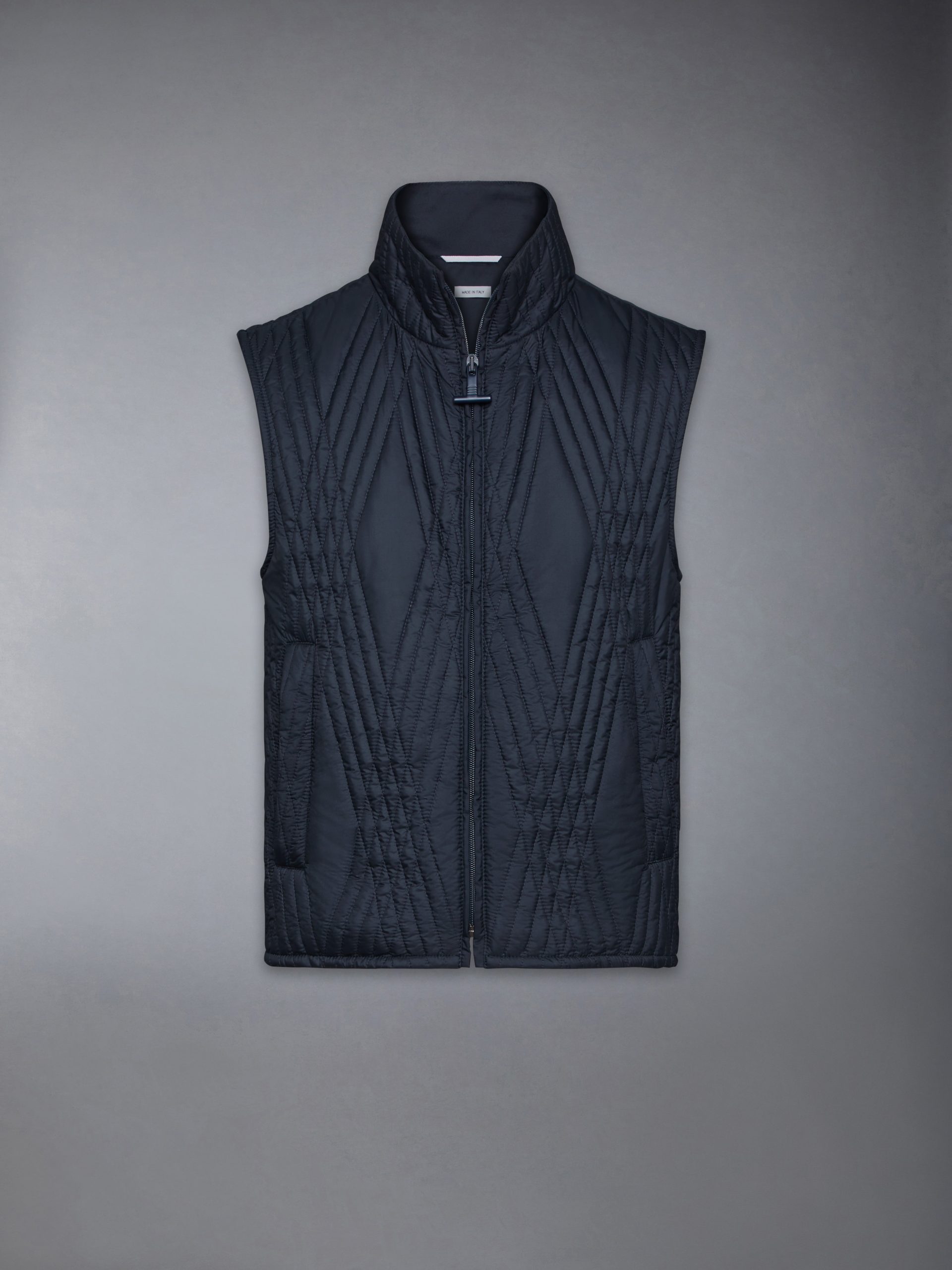 NYLON TECH ECO FILLED QUILTED VEST - Image 6