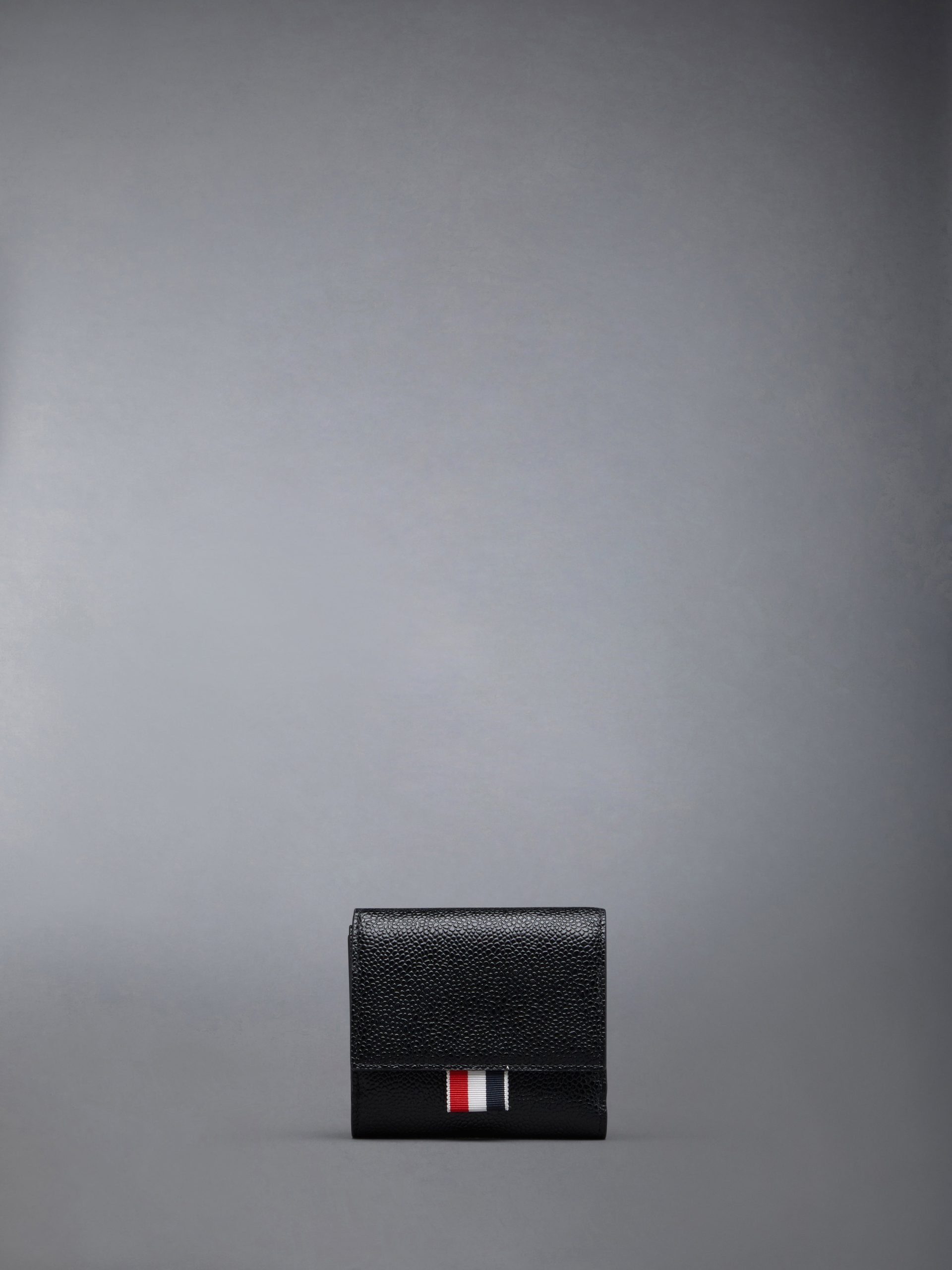 PEBBLE GRAIN COIN COMPARTMENT SMALL PURSE