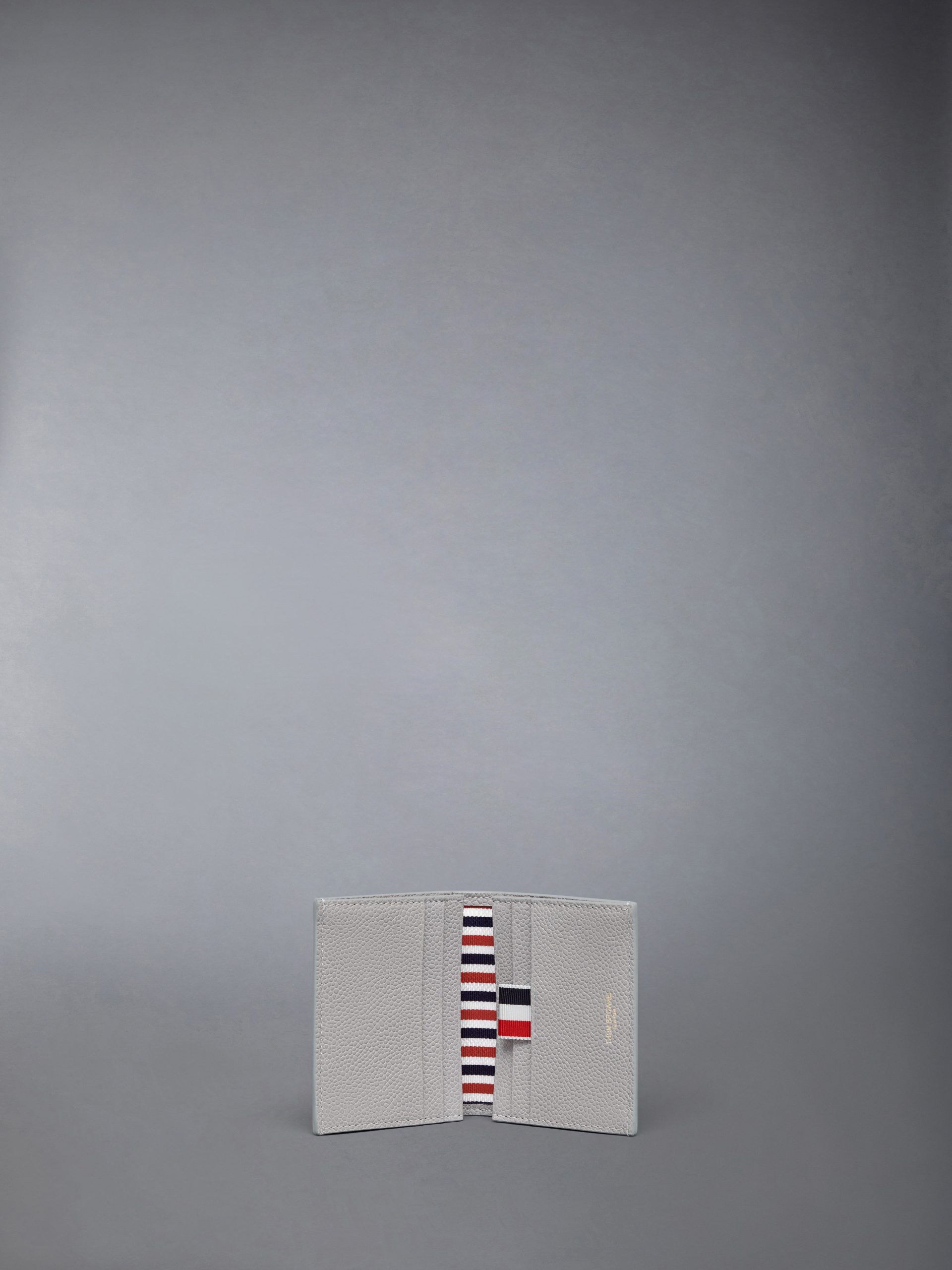 PEBBLE GRAIN 4-BAR DOUBLE CARD HOLDER - Image 3