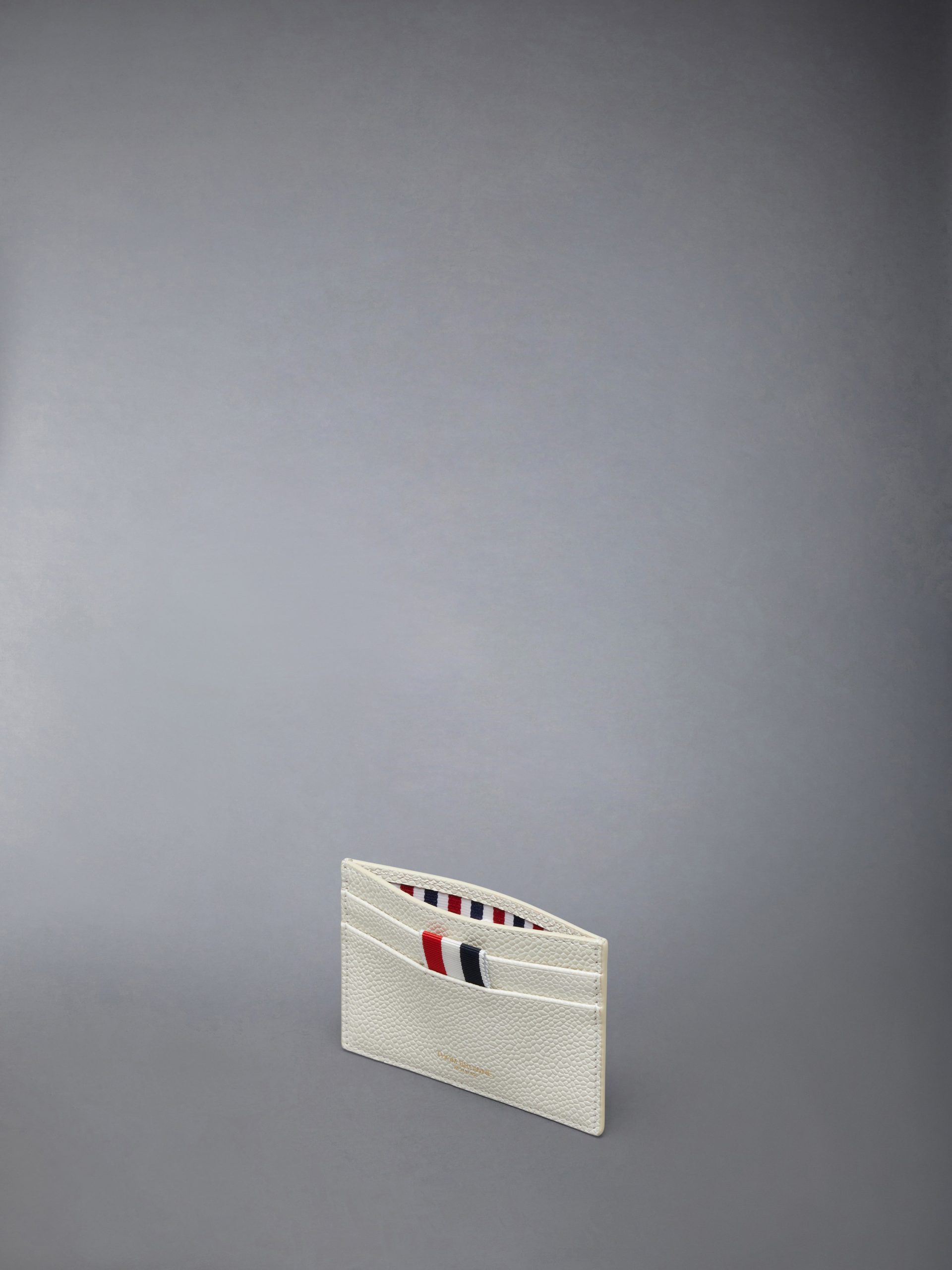 PEBBLE GRAIN HECTOR SINGLE CARD HOLDER - Image 3