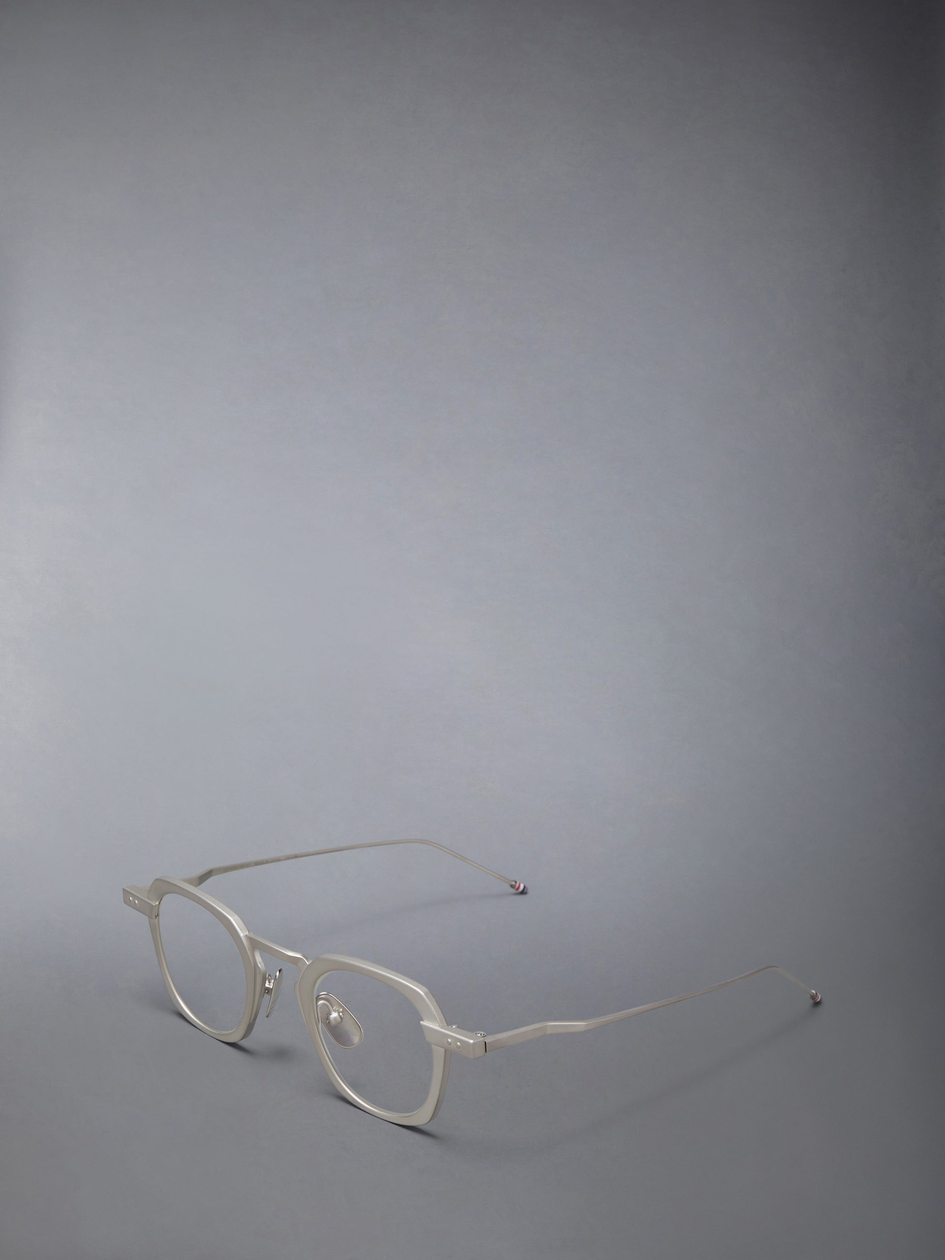 TITANIUM SQUARE EYEGLASSES - Image 2