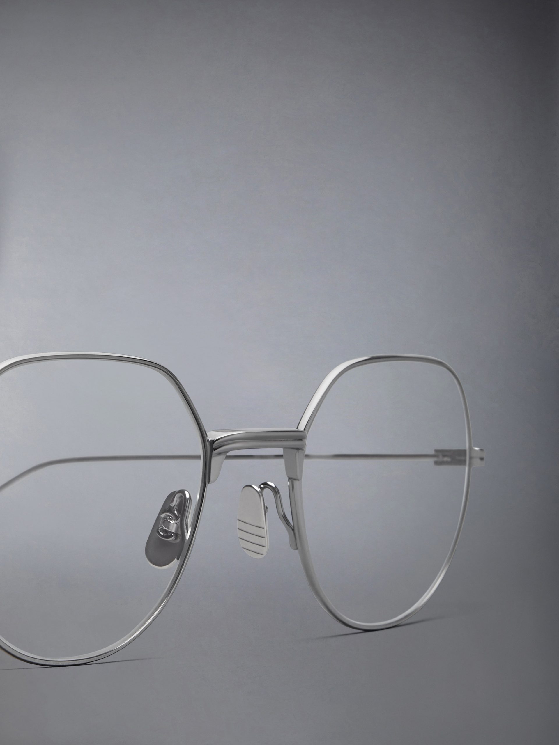 TITANIUM ROUND EYEGLASSES - Image 3