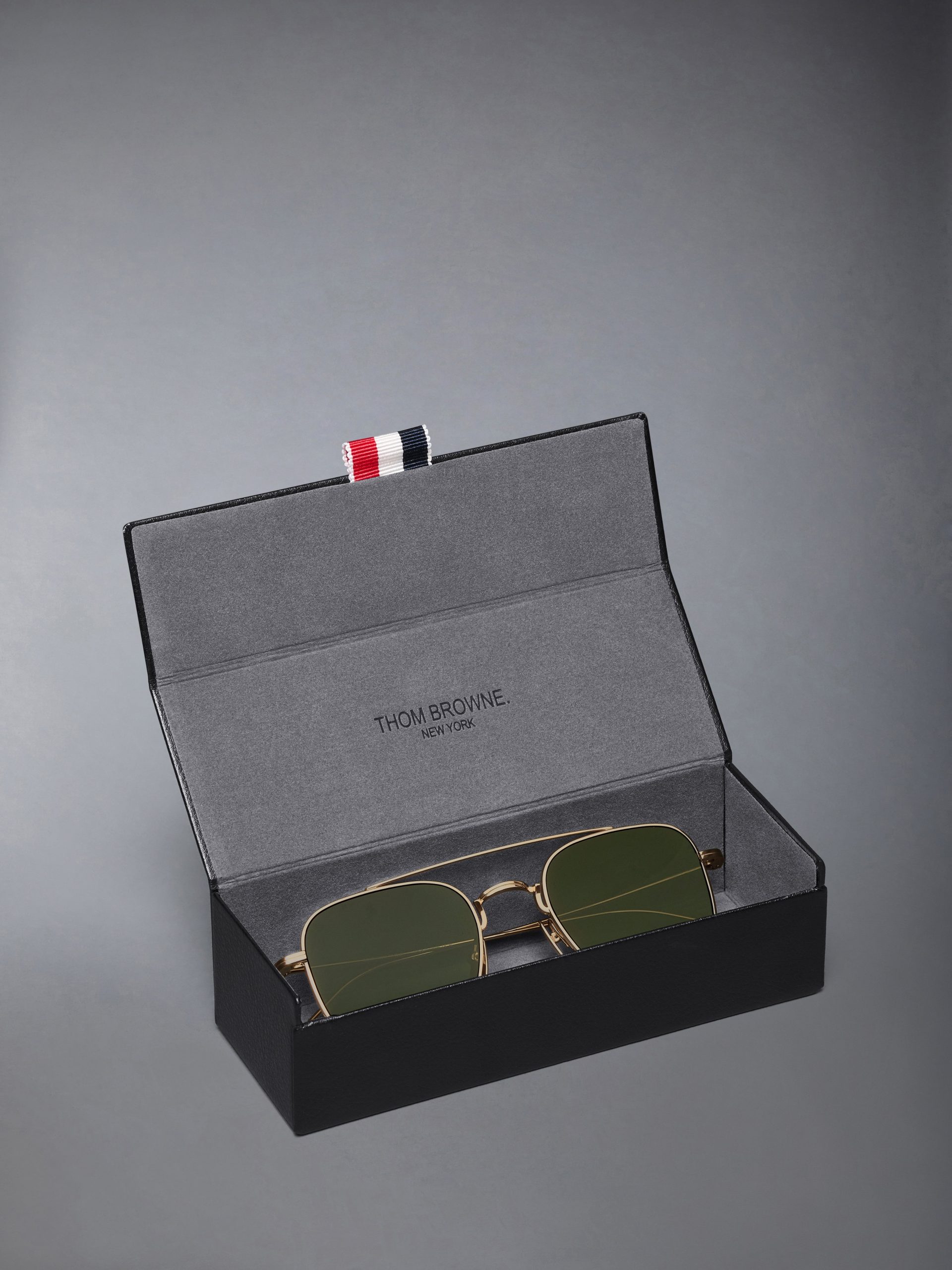 TITANIUM SQUARED AVIATOR SUNGLASSES - Image 4