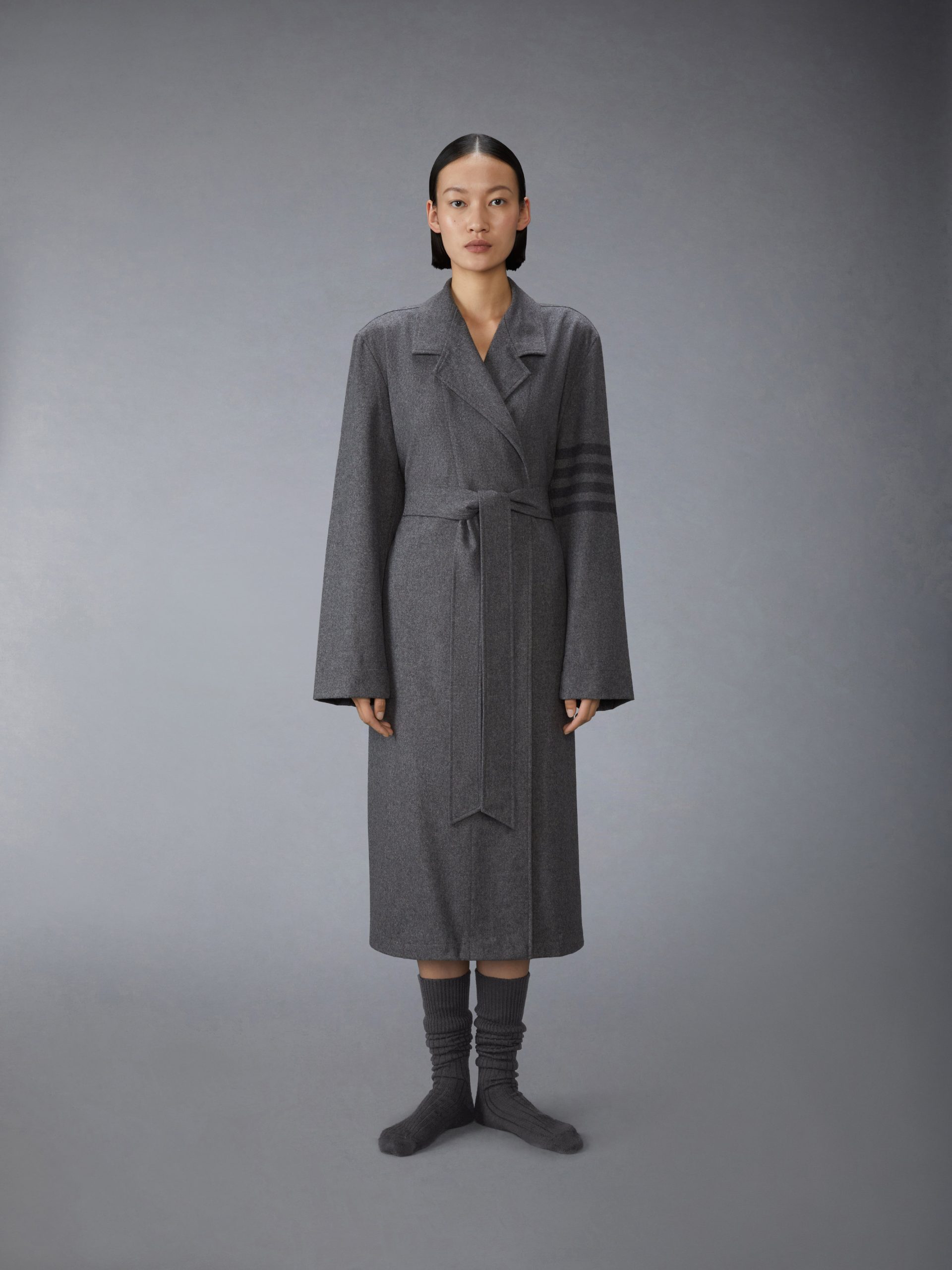 CASHMERE WOOL 4-BAR DRESSING GOWN - Image 5