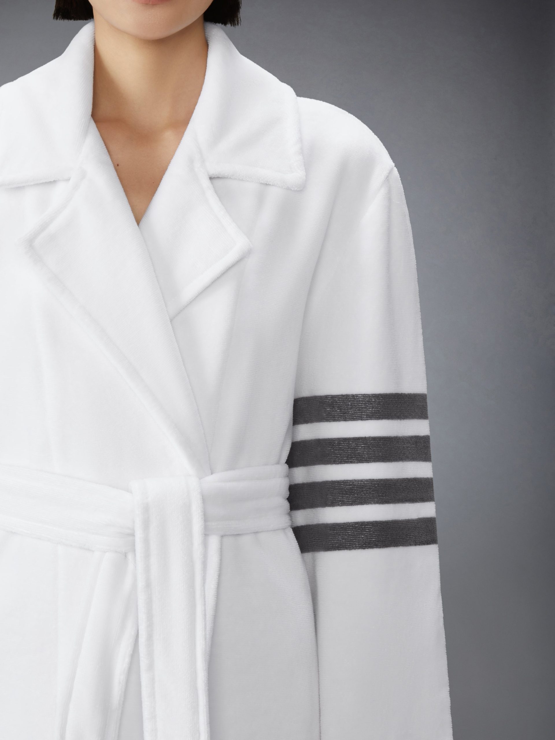 VELOUR 4-BAR TRENCH BATHROBE - Image 10