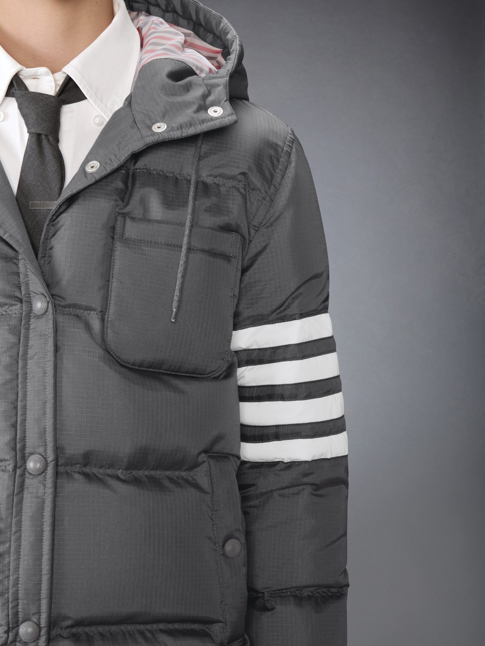 SHINY RIPSTOP LIGHTWEIGHT DOWN FILLED 4-BAR JACKET - Image 6