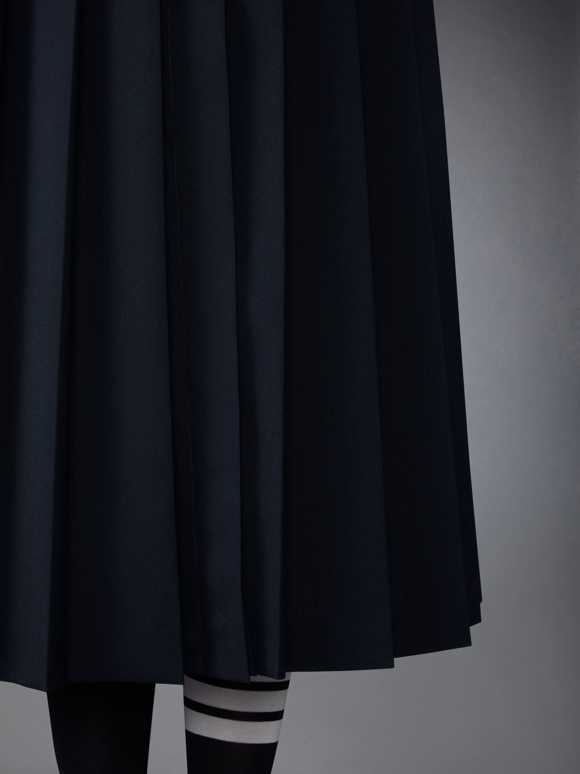 SCHOOL UNIFORM PLEATED DRESS - Image 7
