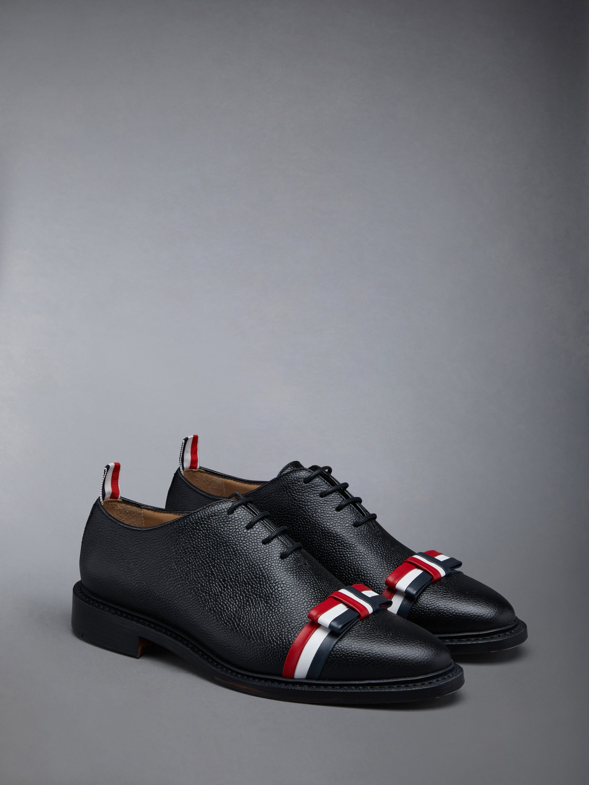 PEBBLE GRAIN BOW WHOLECUT SHOE - Image 2