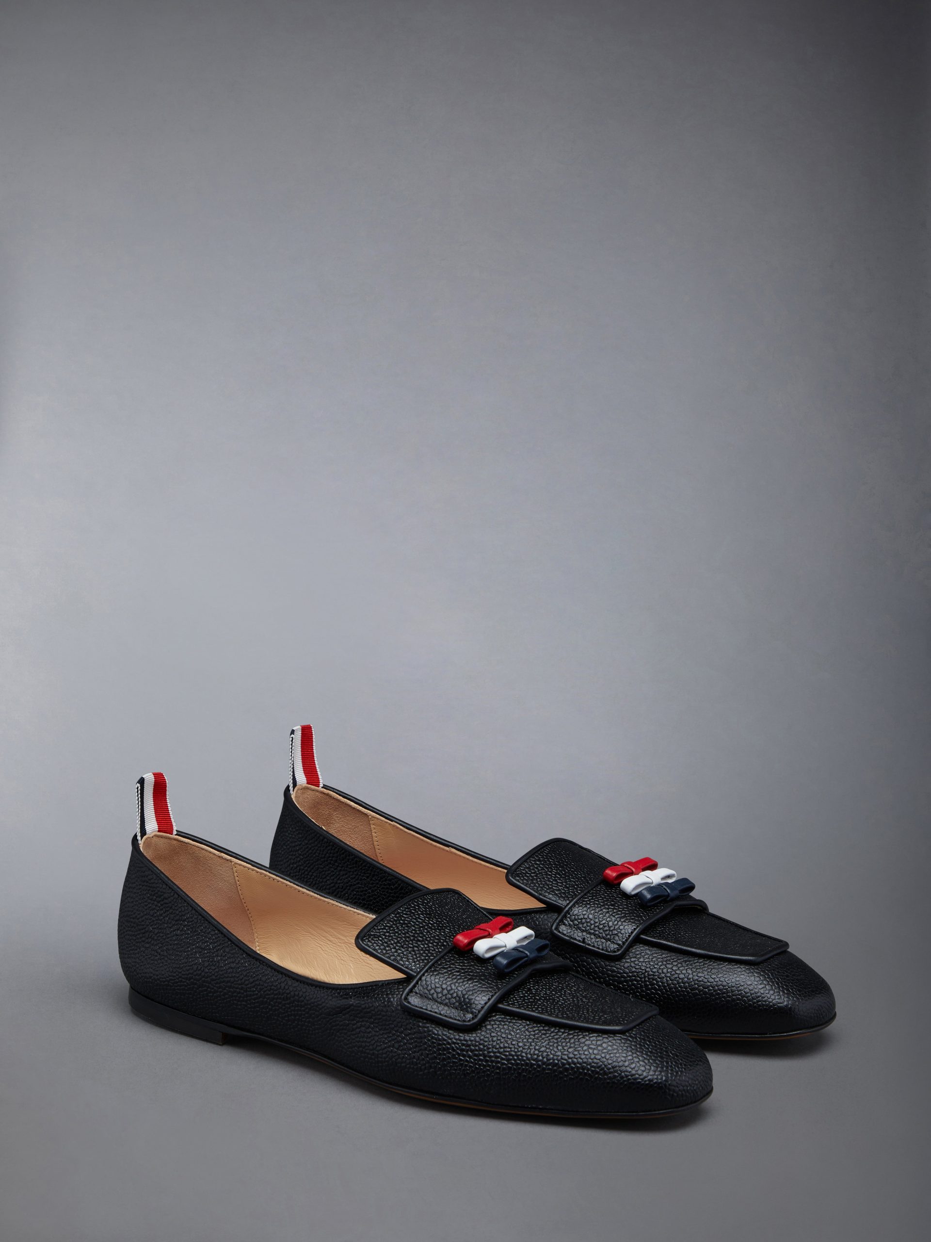 FLEXIBLE LEATHER SOLE 3-BOW LOAFER - Image 2