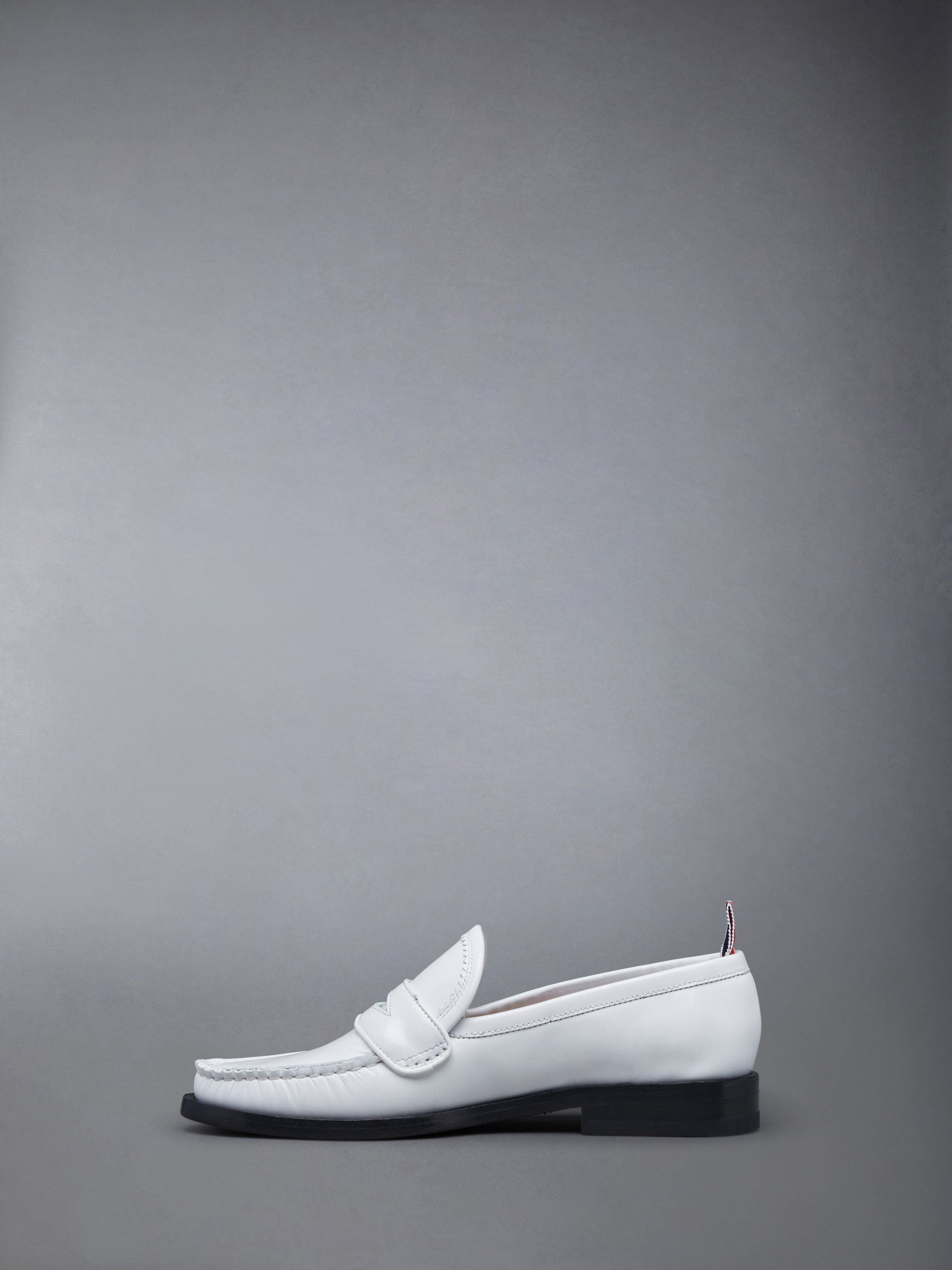 SPAZZOLATO PLEATED VARSITY LOAFER - Image 3
