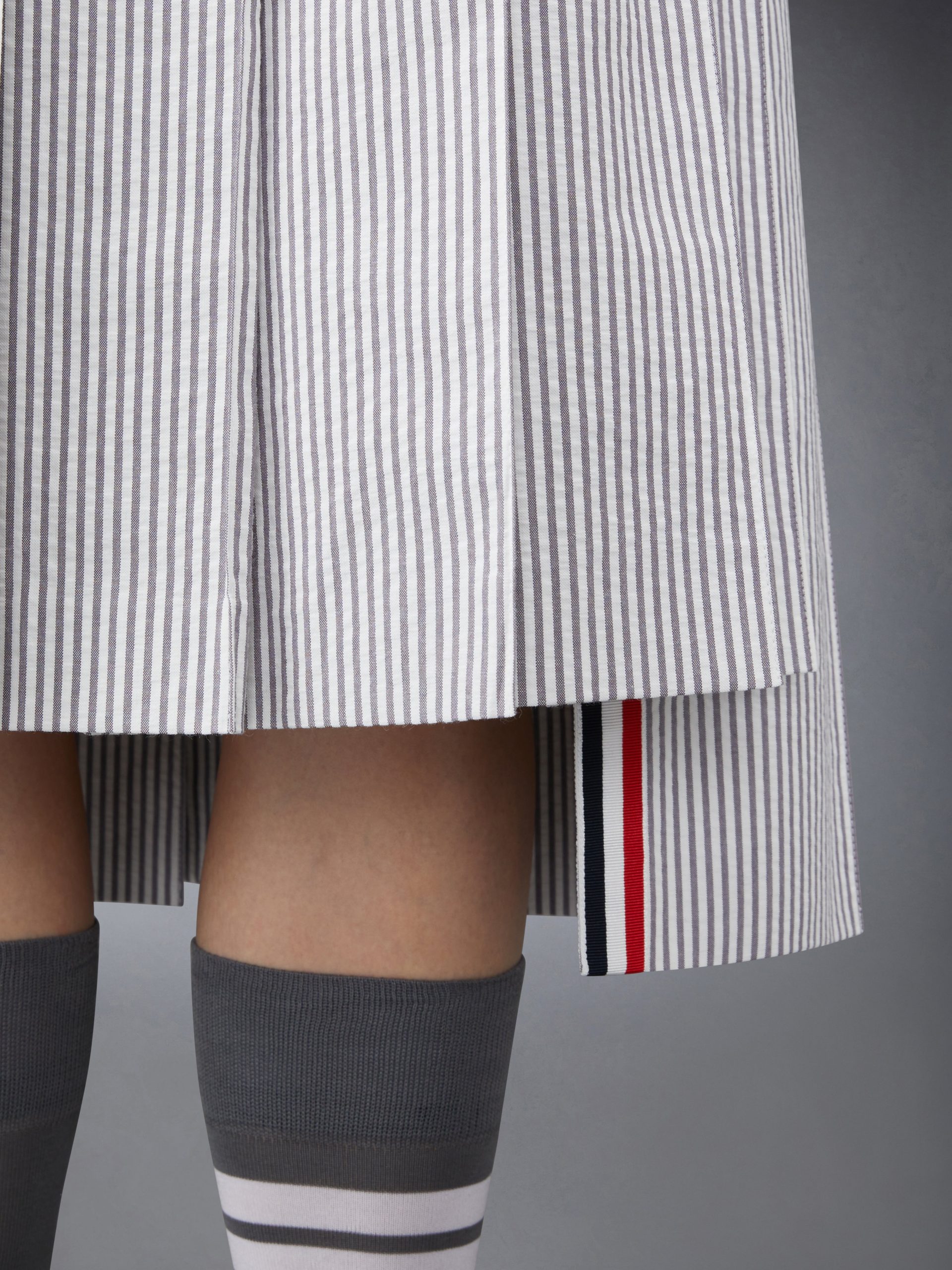 SEERSUCKER MIDI PLEATED SKIRT - Image 5