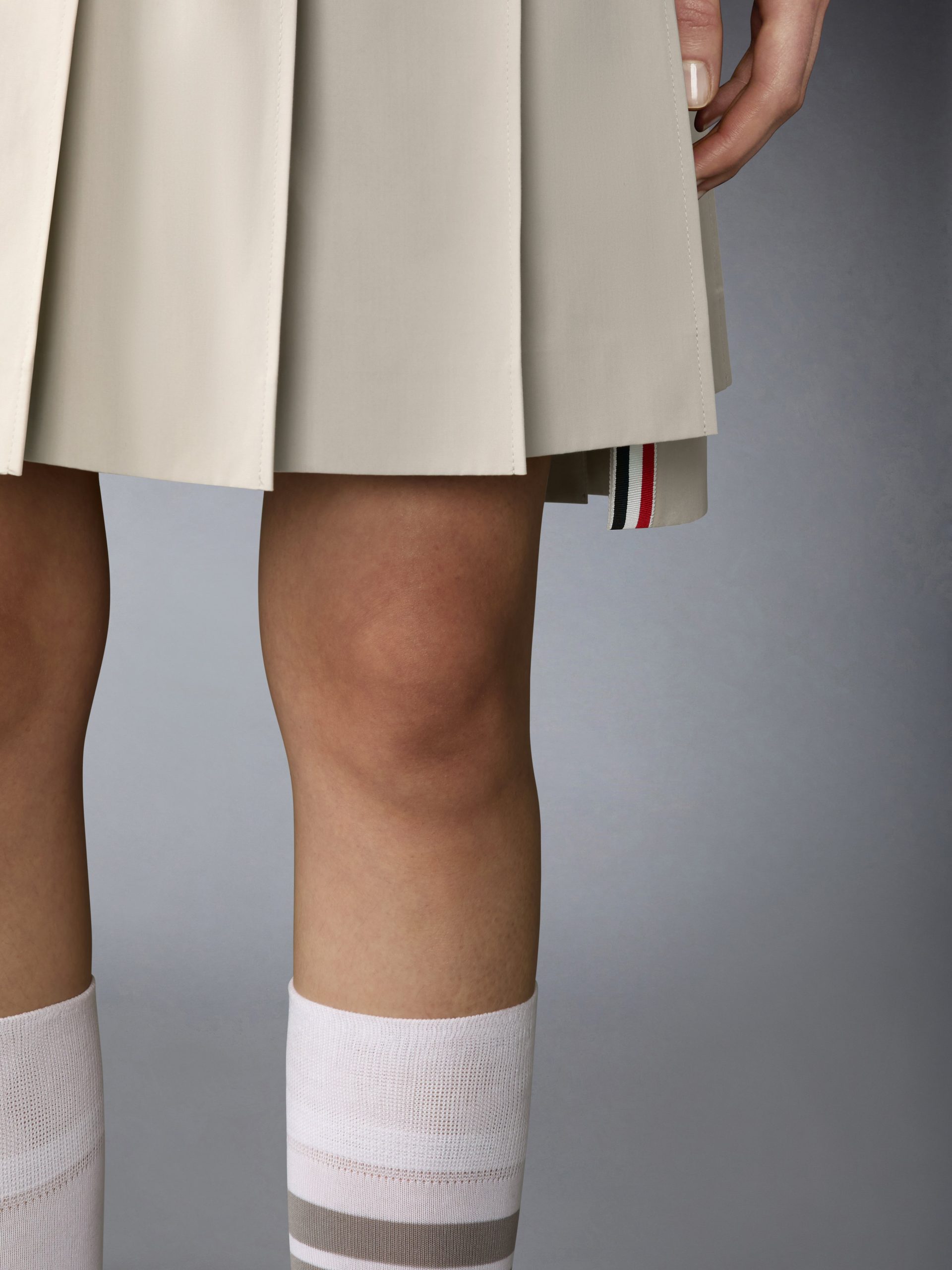 COTTON SUITING PLEATED SKIRT - Image 6