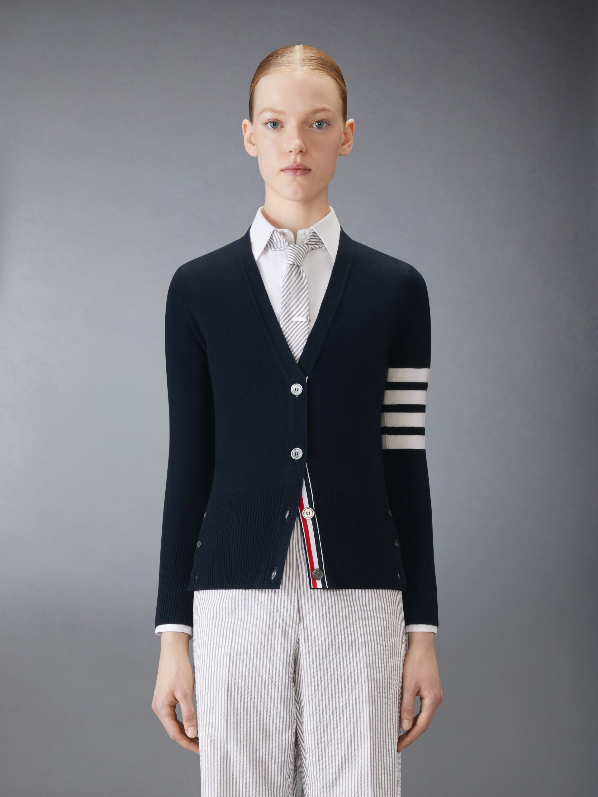 CLASSIC CASHMERE 4-BAR V-NECK CARDIGAN