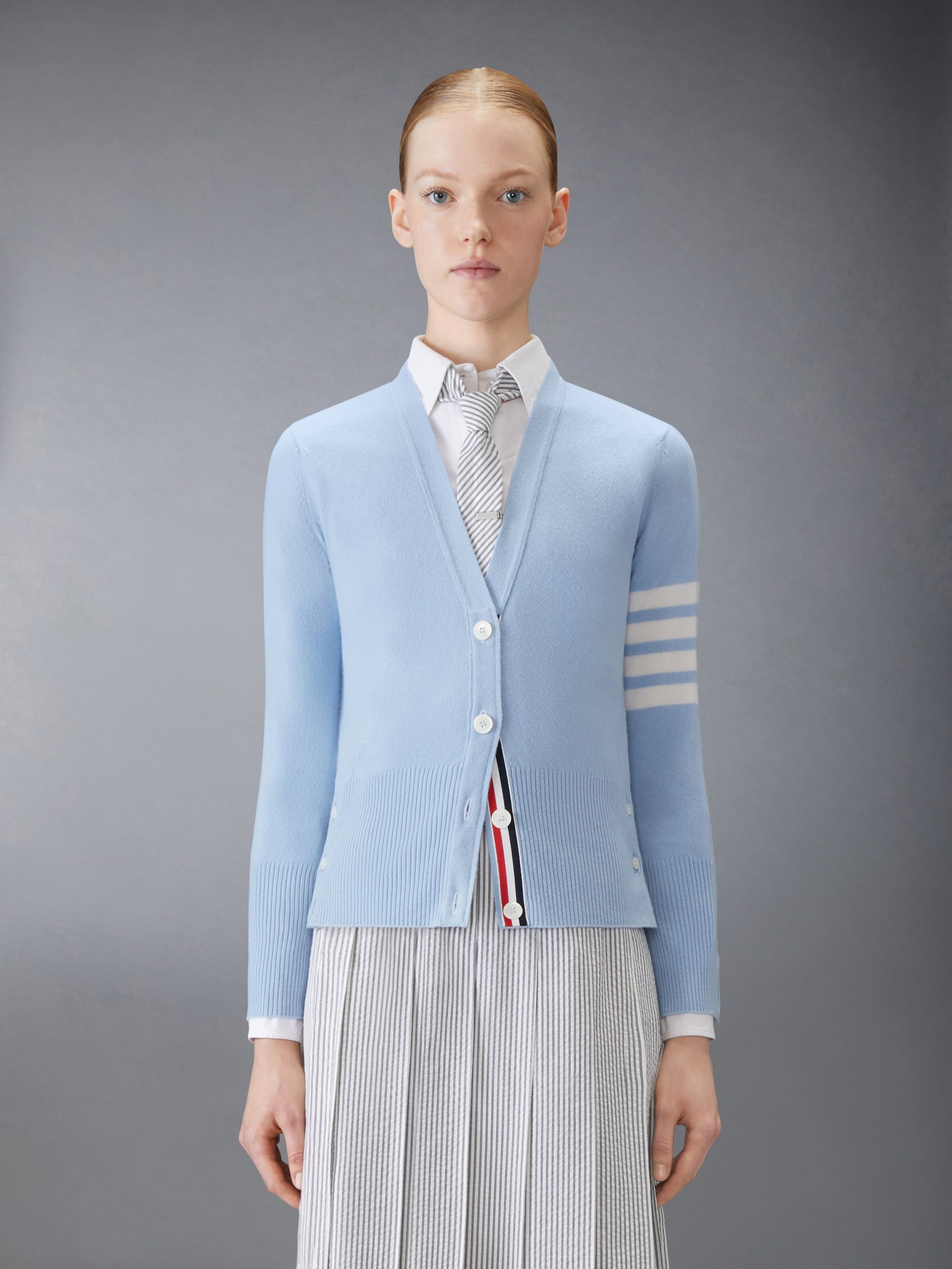 CLASSIC CASHMERE 4-BAR V-NECK CARDIGAN