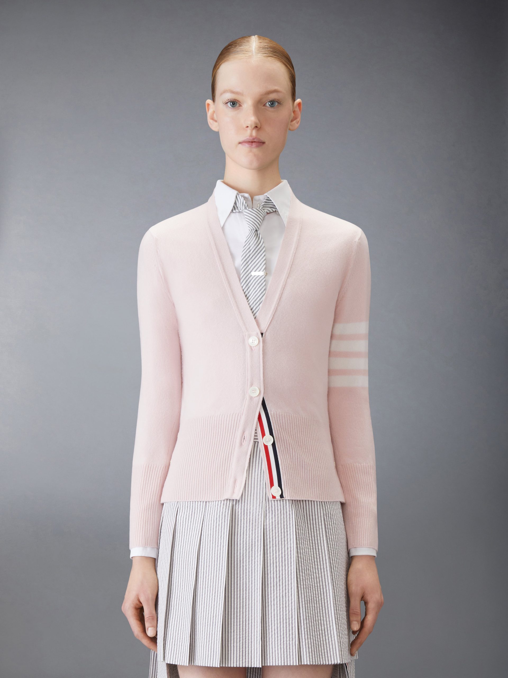 CLASSIC CASHMERE 4-BAR V-NECK CARDIGAN