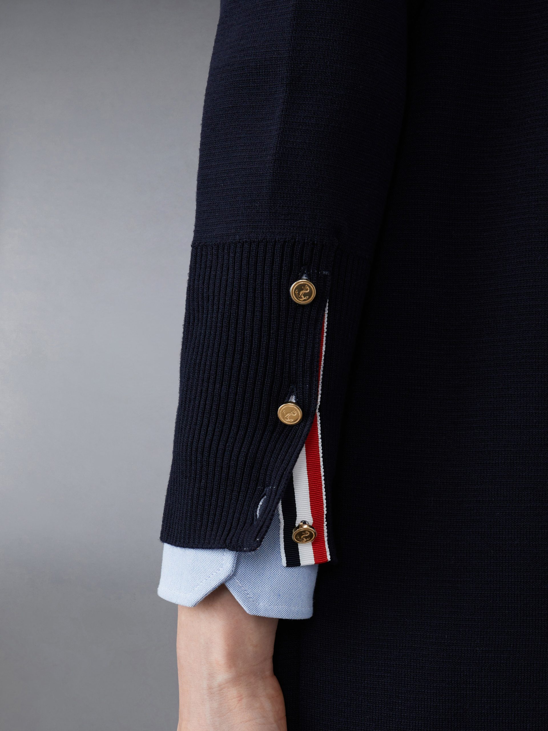 WOOL LONG V-NECK CARDIGAN - Image 4