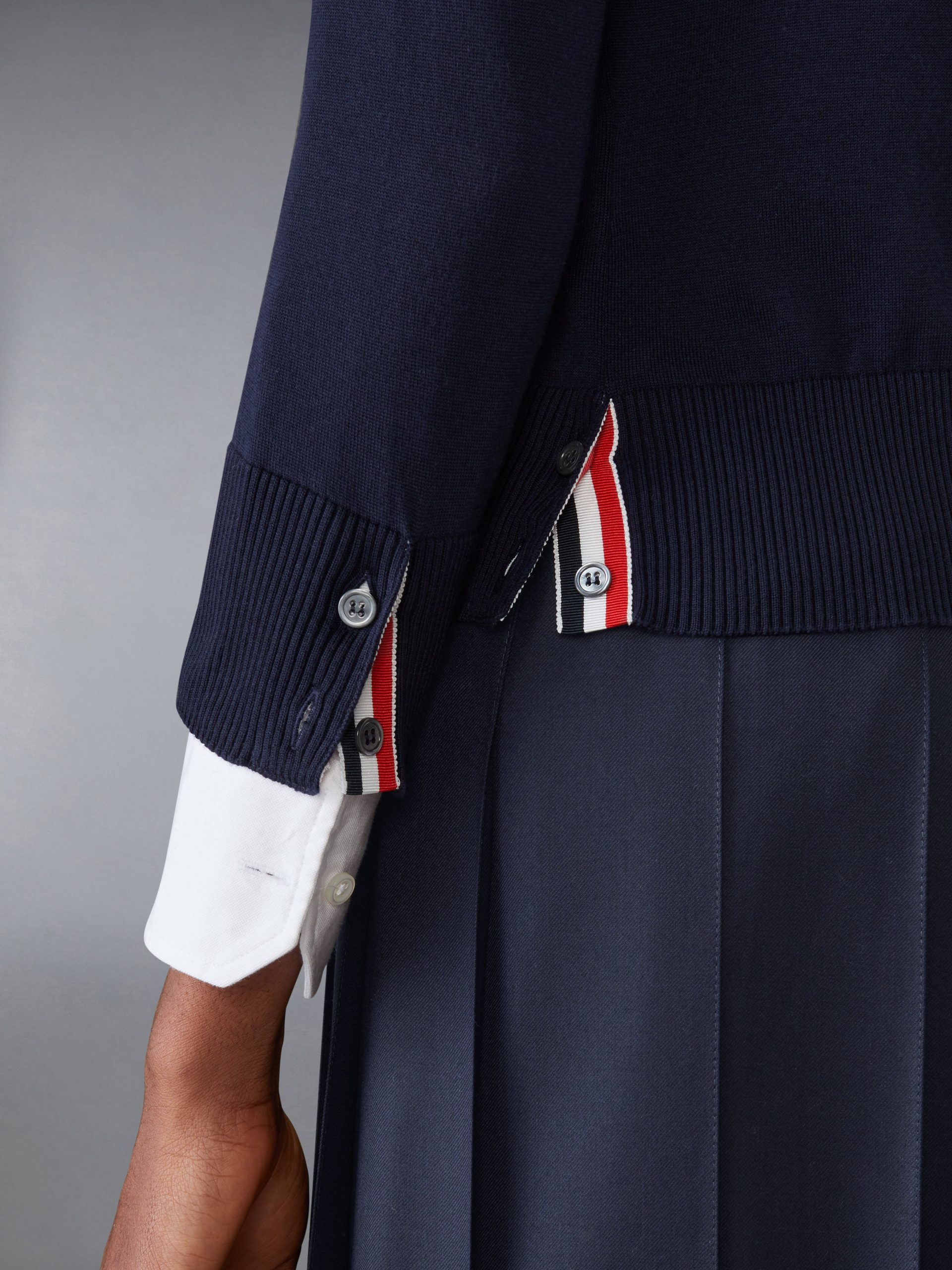 COTTON 4-BAR V NECK CARDIGAN - Image 5