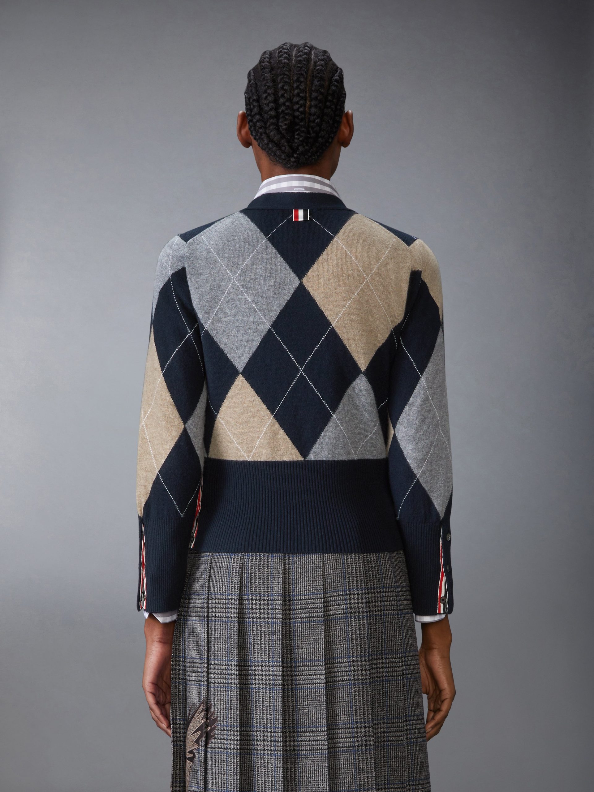 ARGYLE INTARSIA CASHMERE V NECK CARDIGAN - Image 2