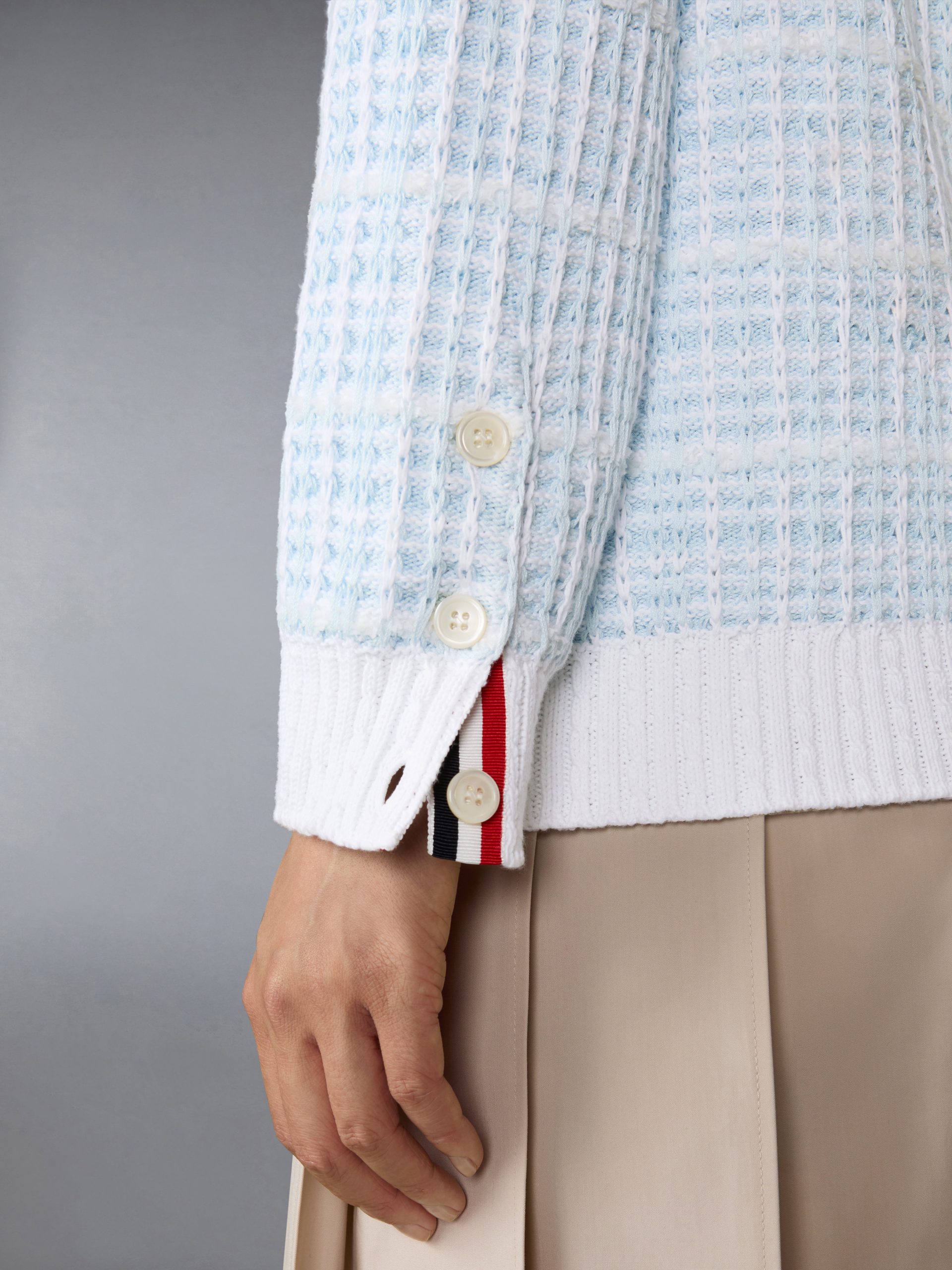 TUCK STITCH TWEED ELONGATED V-NECK CARDIGAN - Image 4