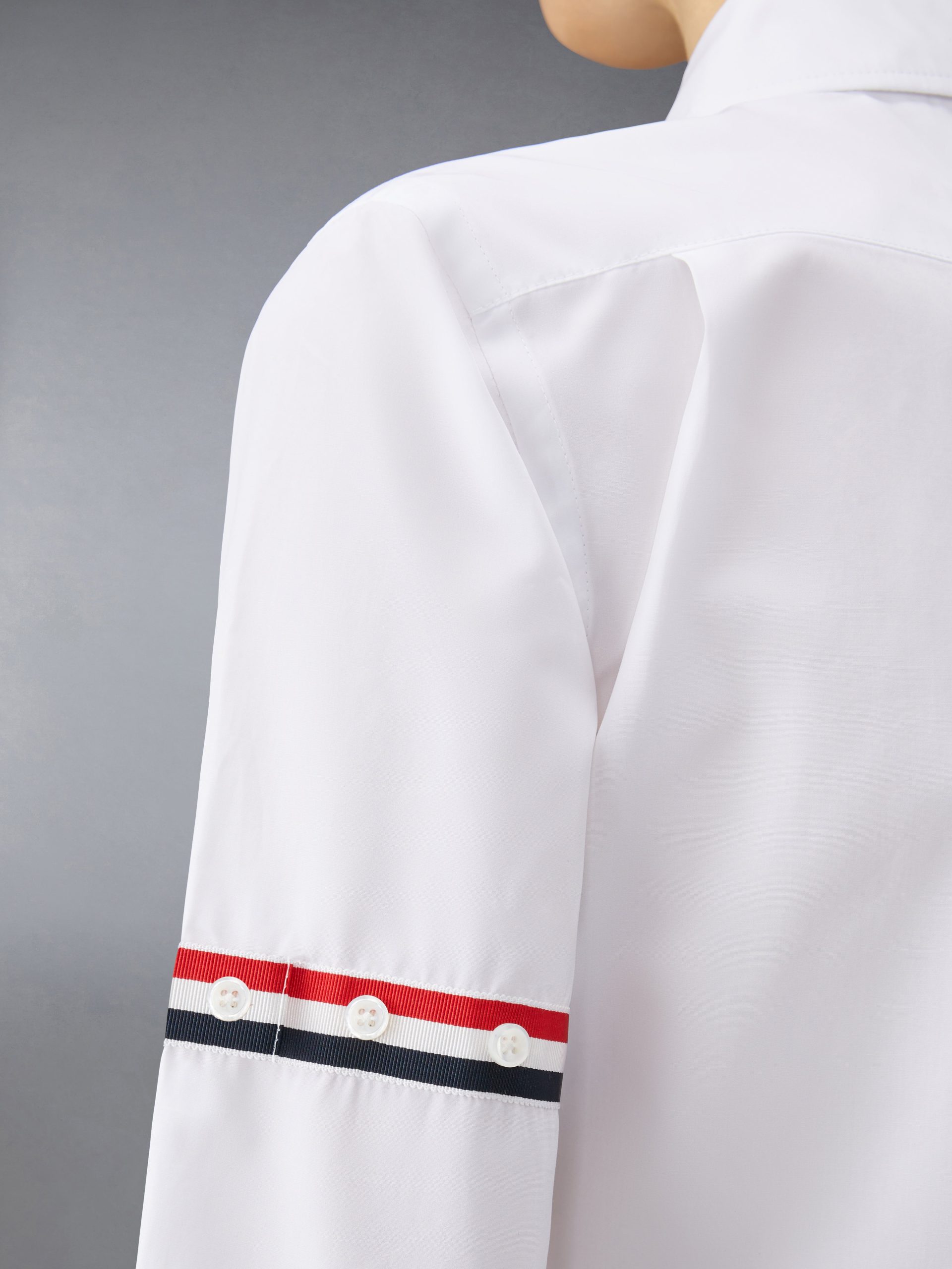 POPLIN ARMBANDS CLASSIC ROUND COLLAR SHIRT - Image 8