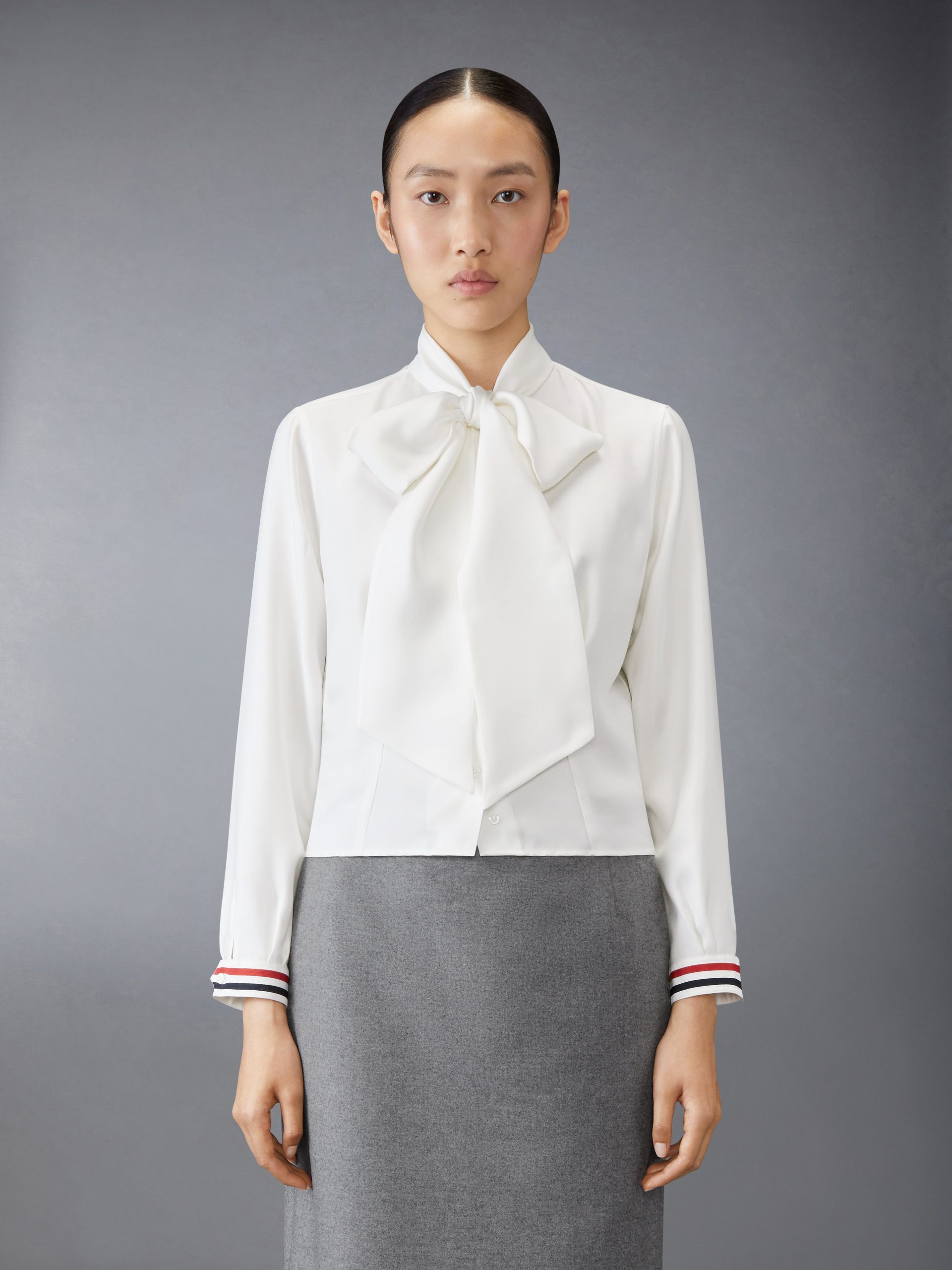 SILK TWILL BOW COLLAR BLOUSE - Image 2