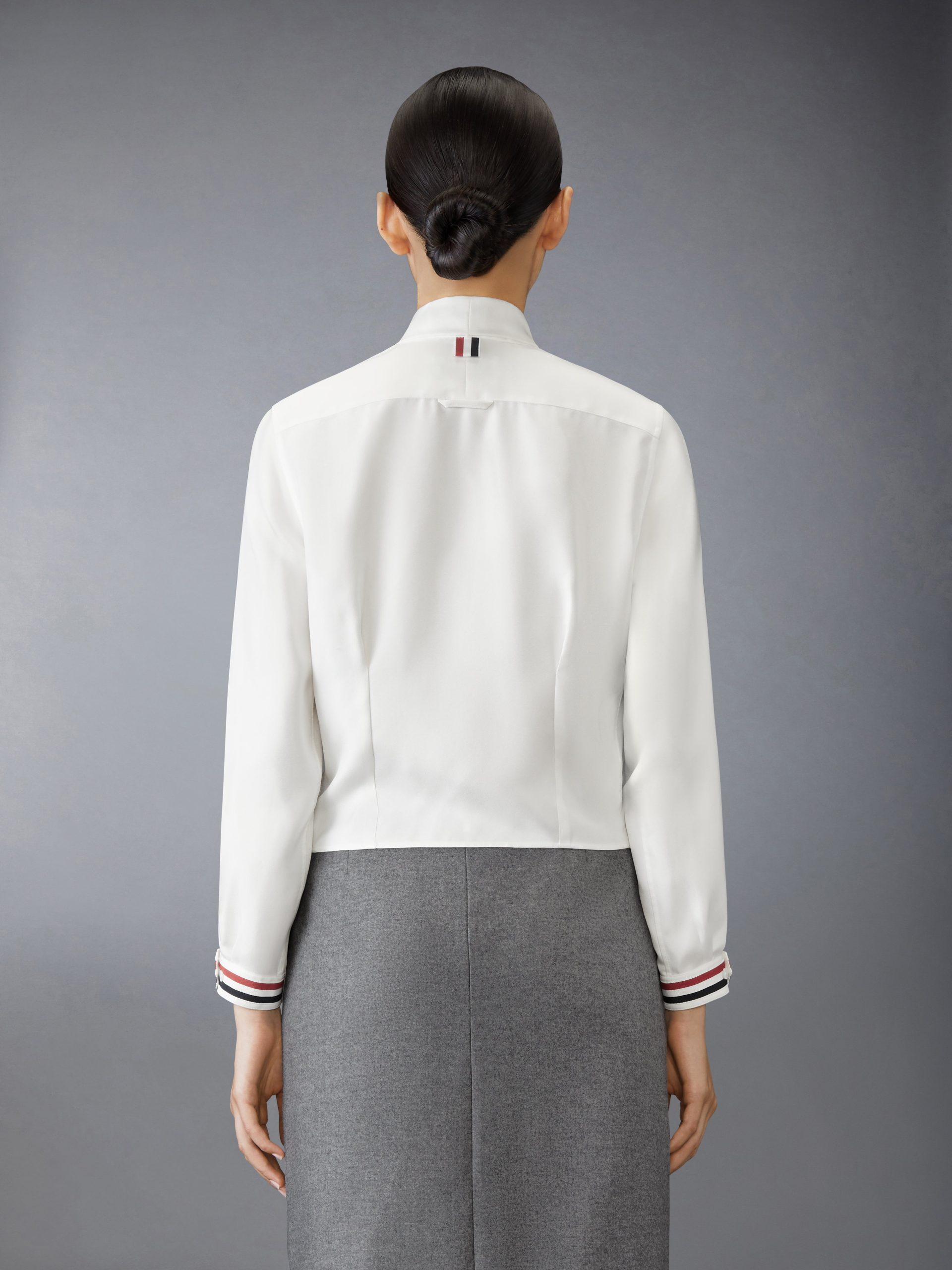 SILK TWILL BOW COLLAR BLOUSE - Image 3