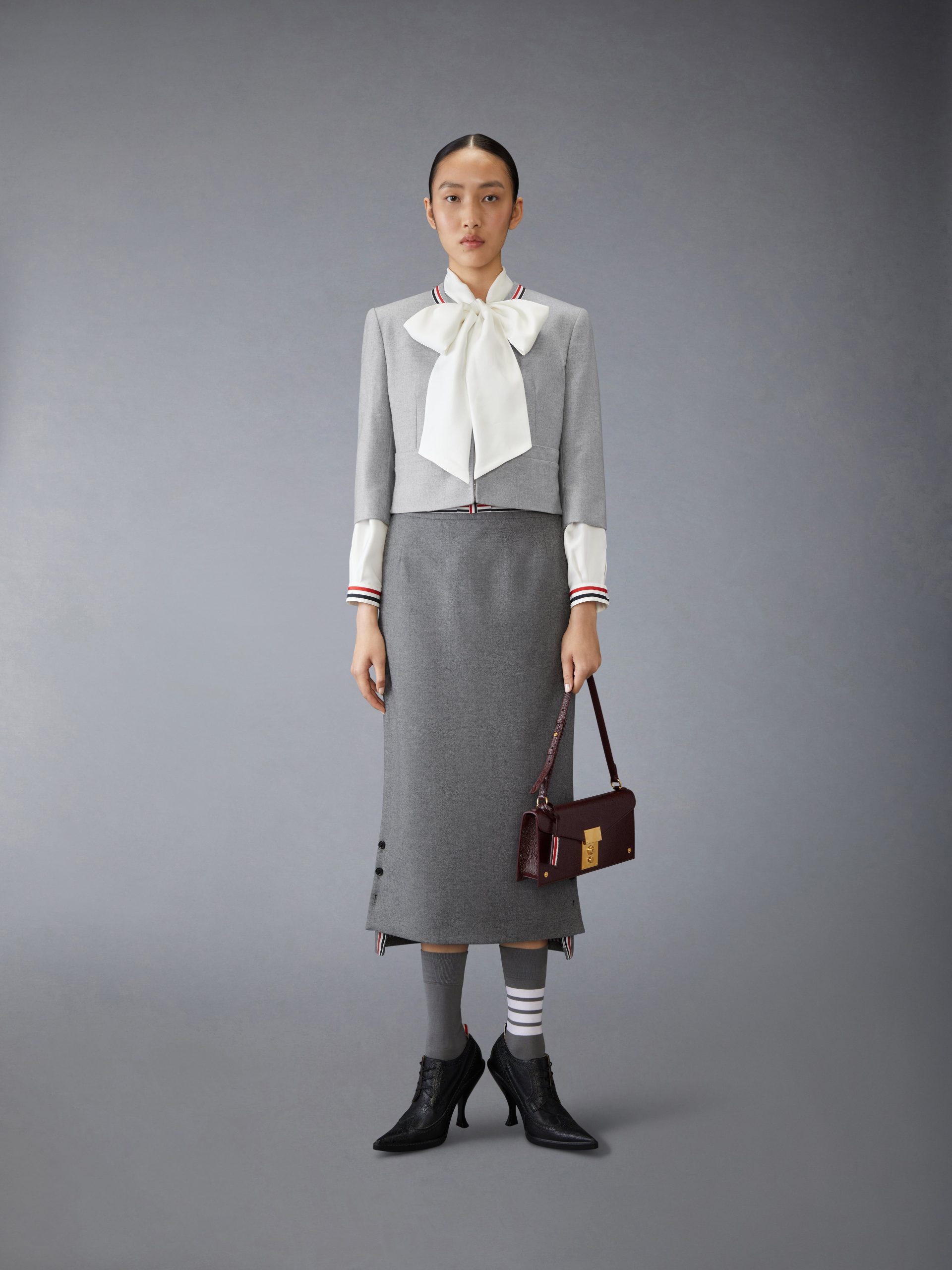 SILK TWILL BOW COLLAR BLOUSE - Image 4