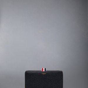 PEBBLE GRAIN LONG ZIP WALLET