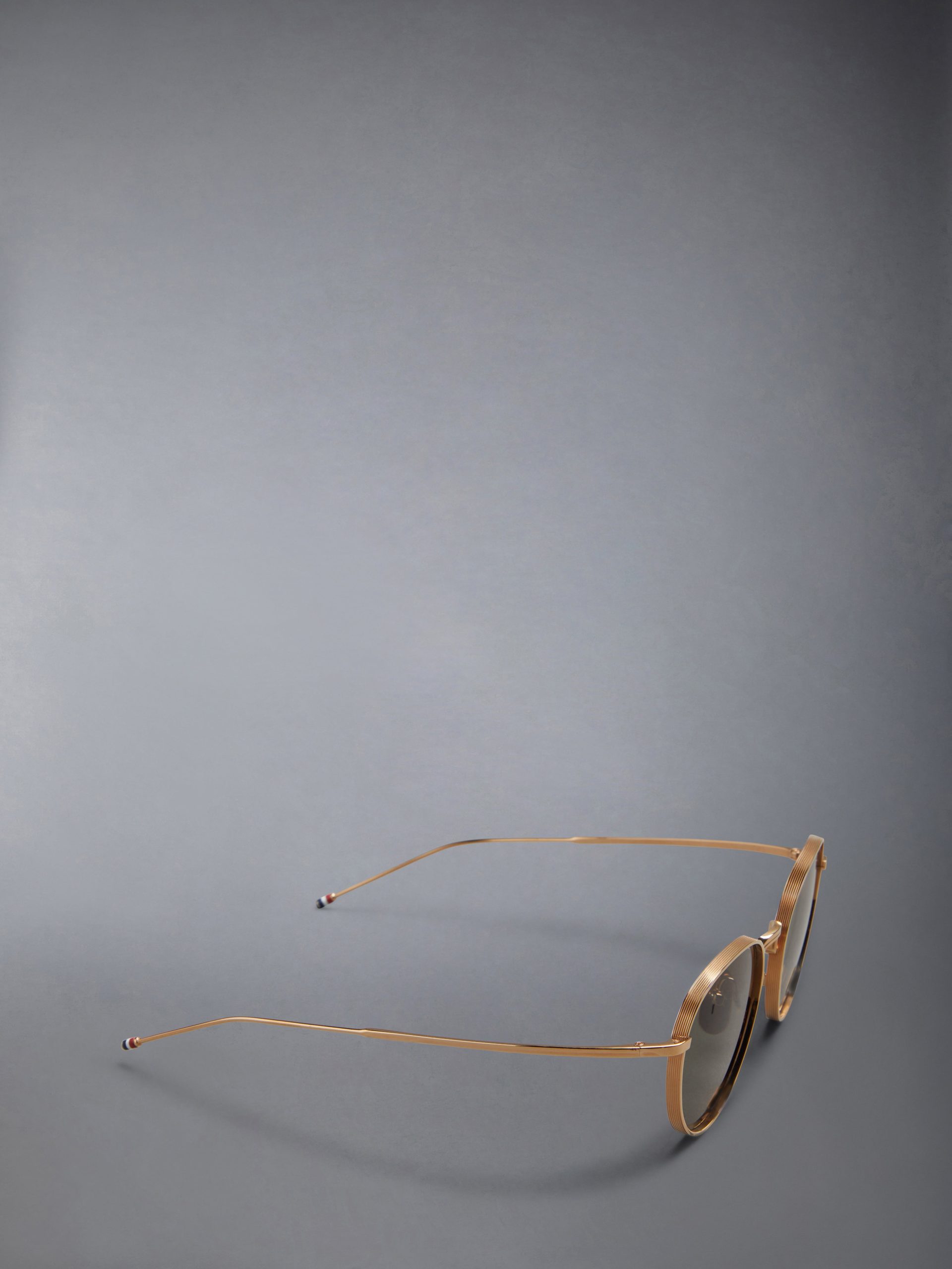 TITANIUM ROUND SUNGLASSES - Image 6