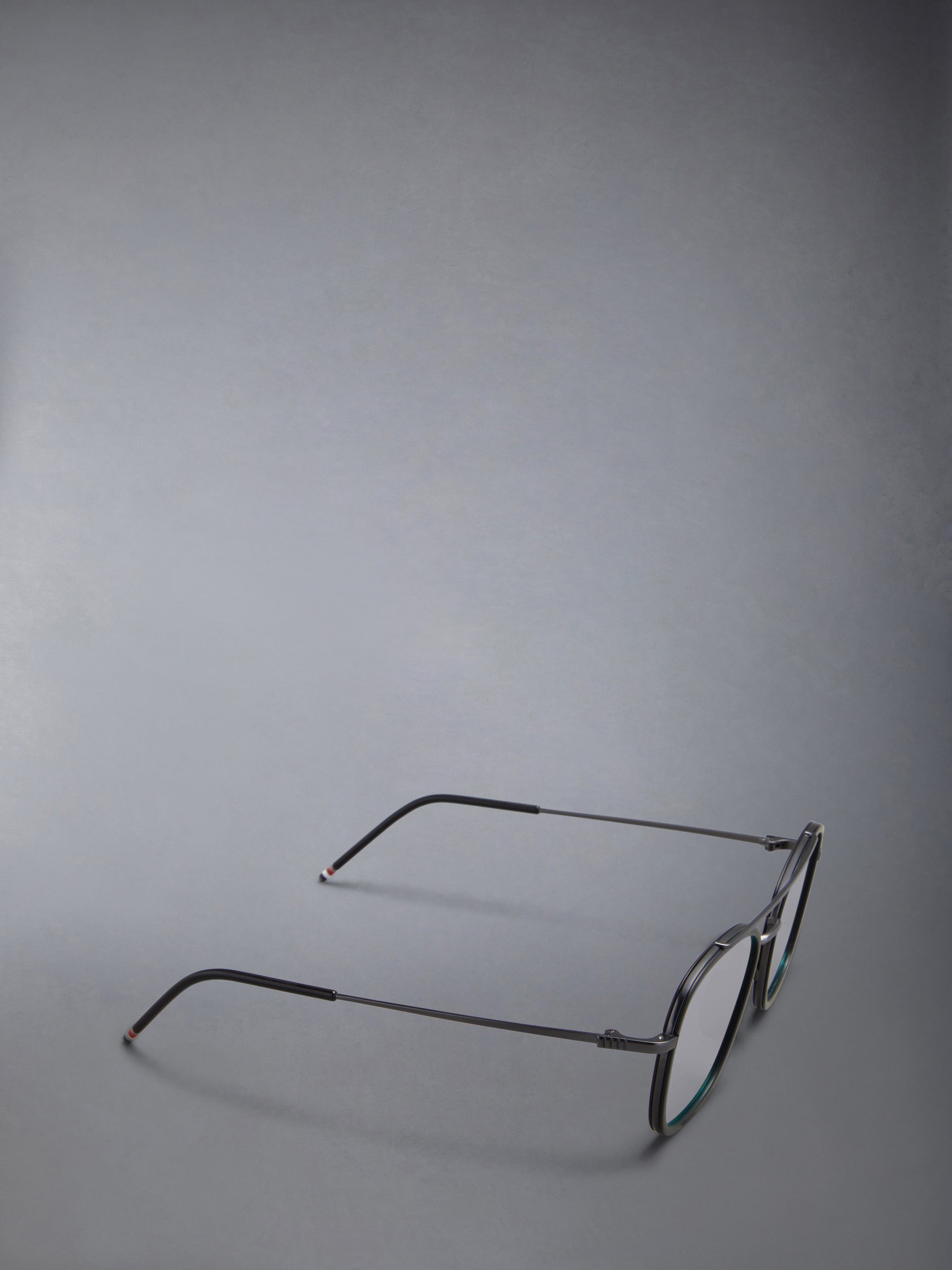 ACETATE AND TITANIUM RECTANGULAR AVIATOR SUNGLASSES - Image 6